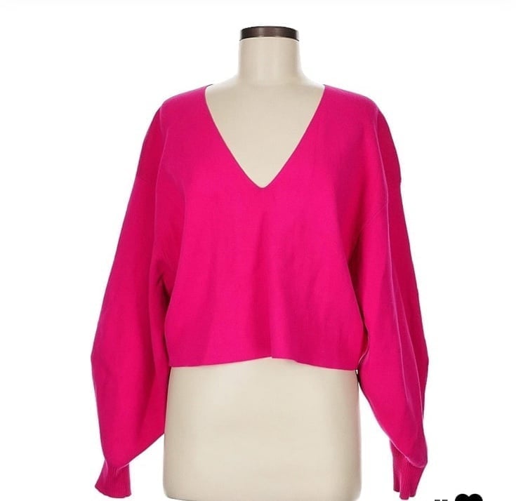 Aritzia Babaton Pink V-Neck Sweater