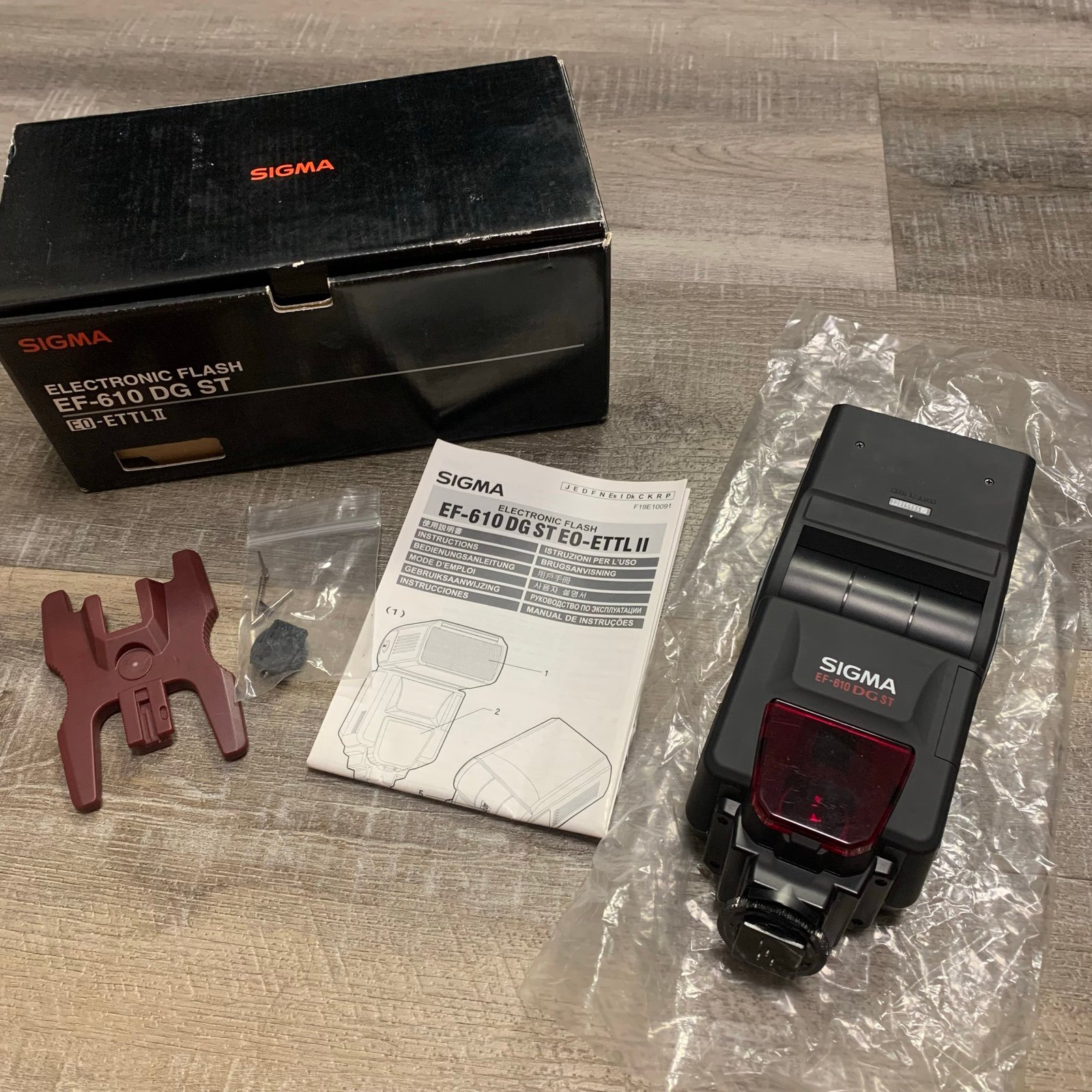 Sigma Electronic Flash EF-610 DG ST EO-ETTL ll