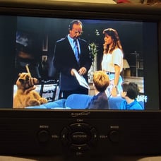 Supersonic Digital TV with 7 display & carrying case