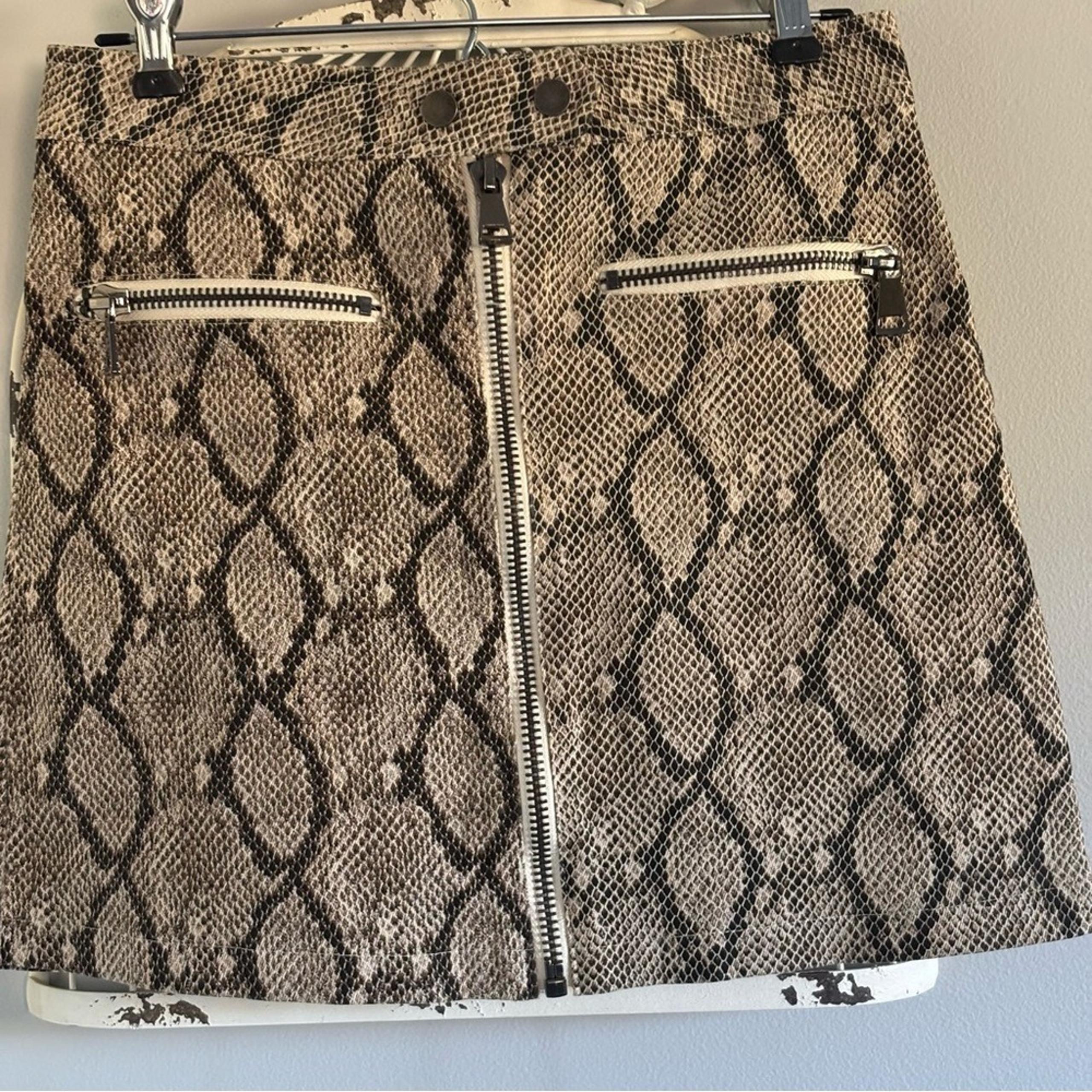 Faux snakeskin She + Sky Brown and Cream Mini Skirt. Zipper accents. Comfortable