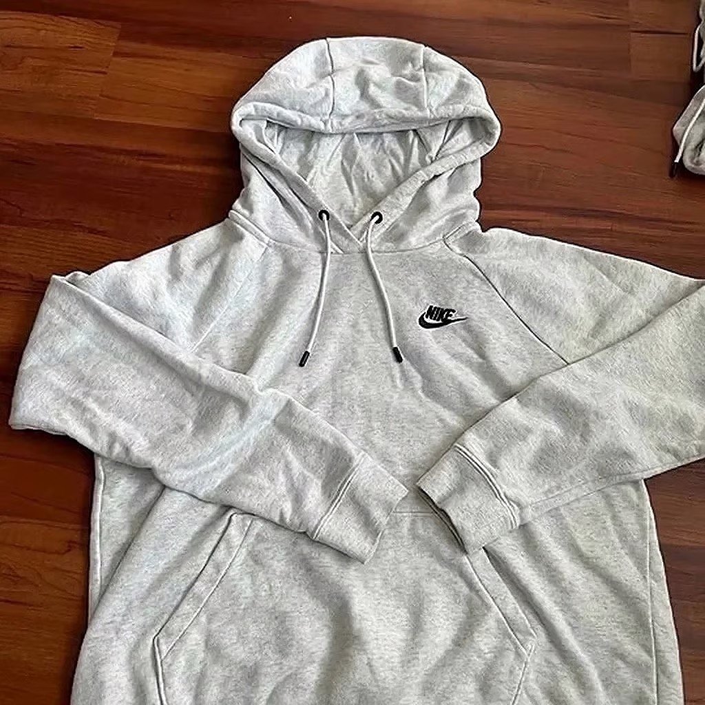Nike Sportswear Essential Women's Fleece Pullover Hoodie