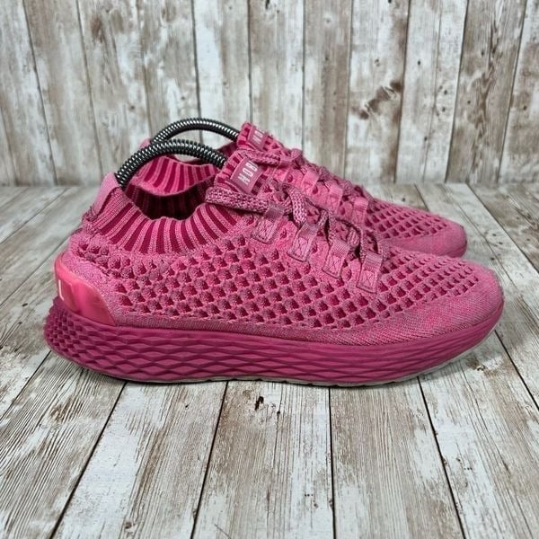 Nobull mesh runner pink trainer size 9