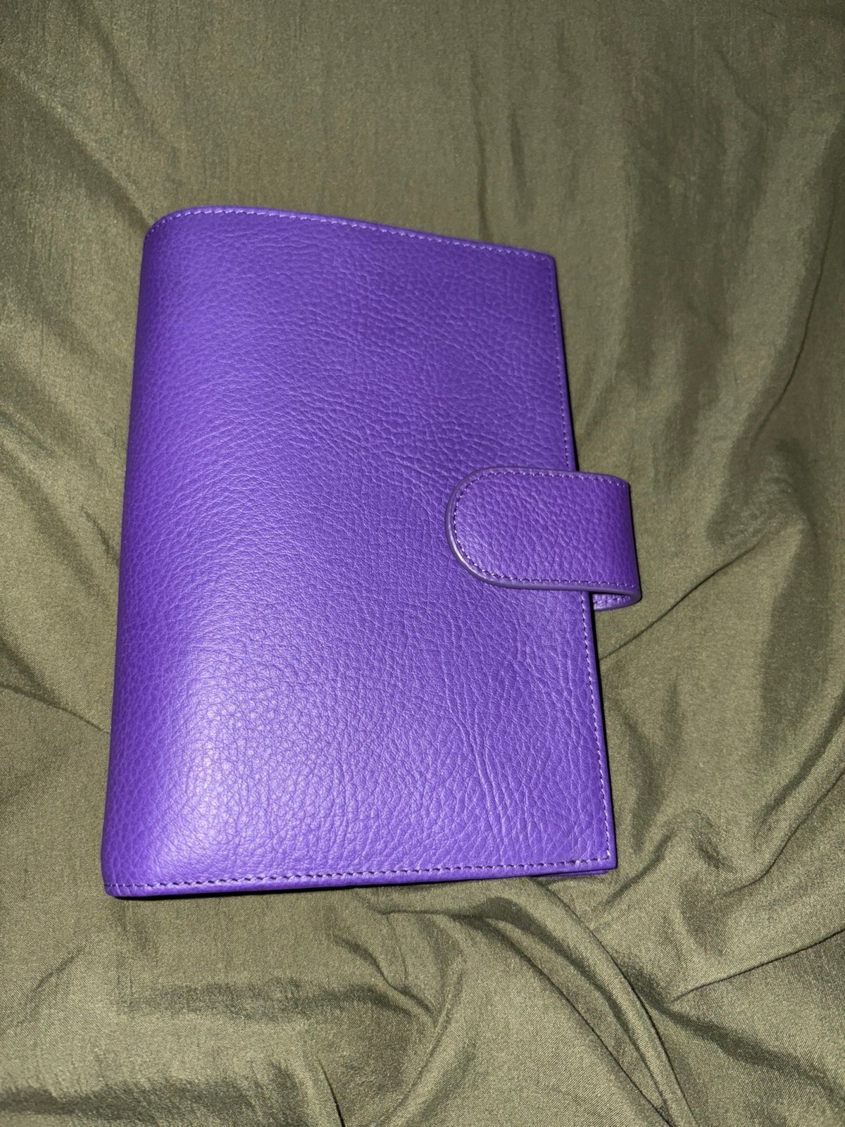 Gillio Toscana leather in viola personal size
