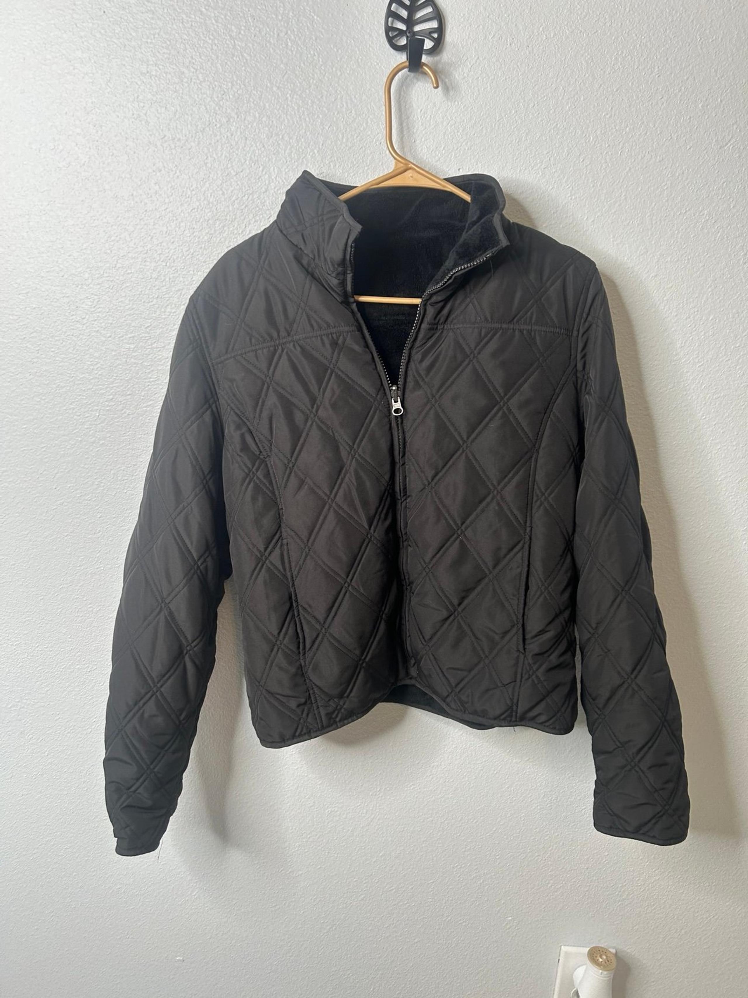 Weatherproof Puffer Jacket size Medium