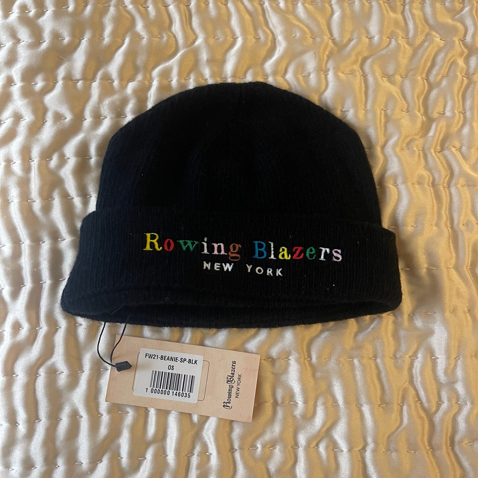 NWT ROWING BLAZERS BEANIE