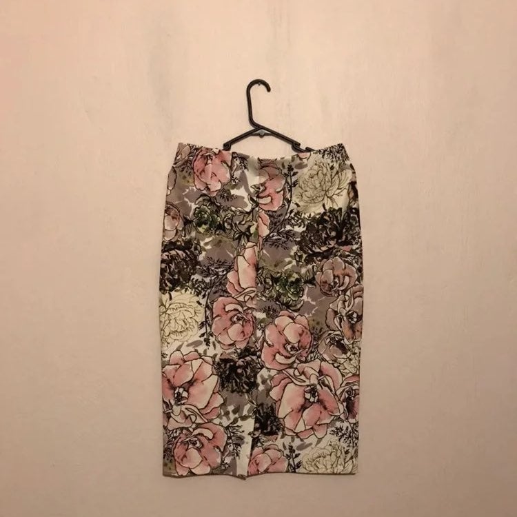 ECI New York Floral Pencil Skirt
