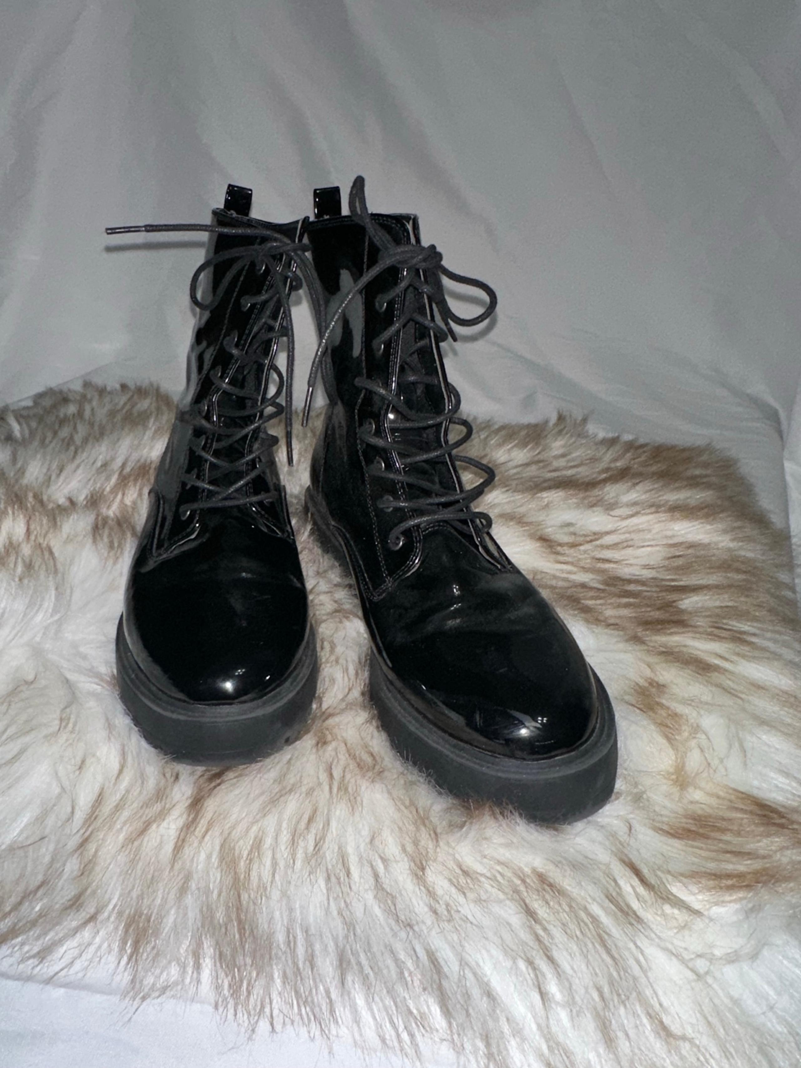 Forever 21 Rubber Boots