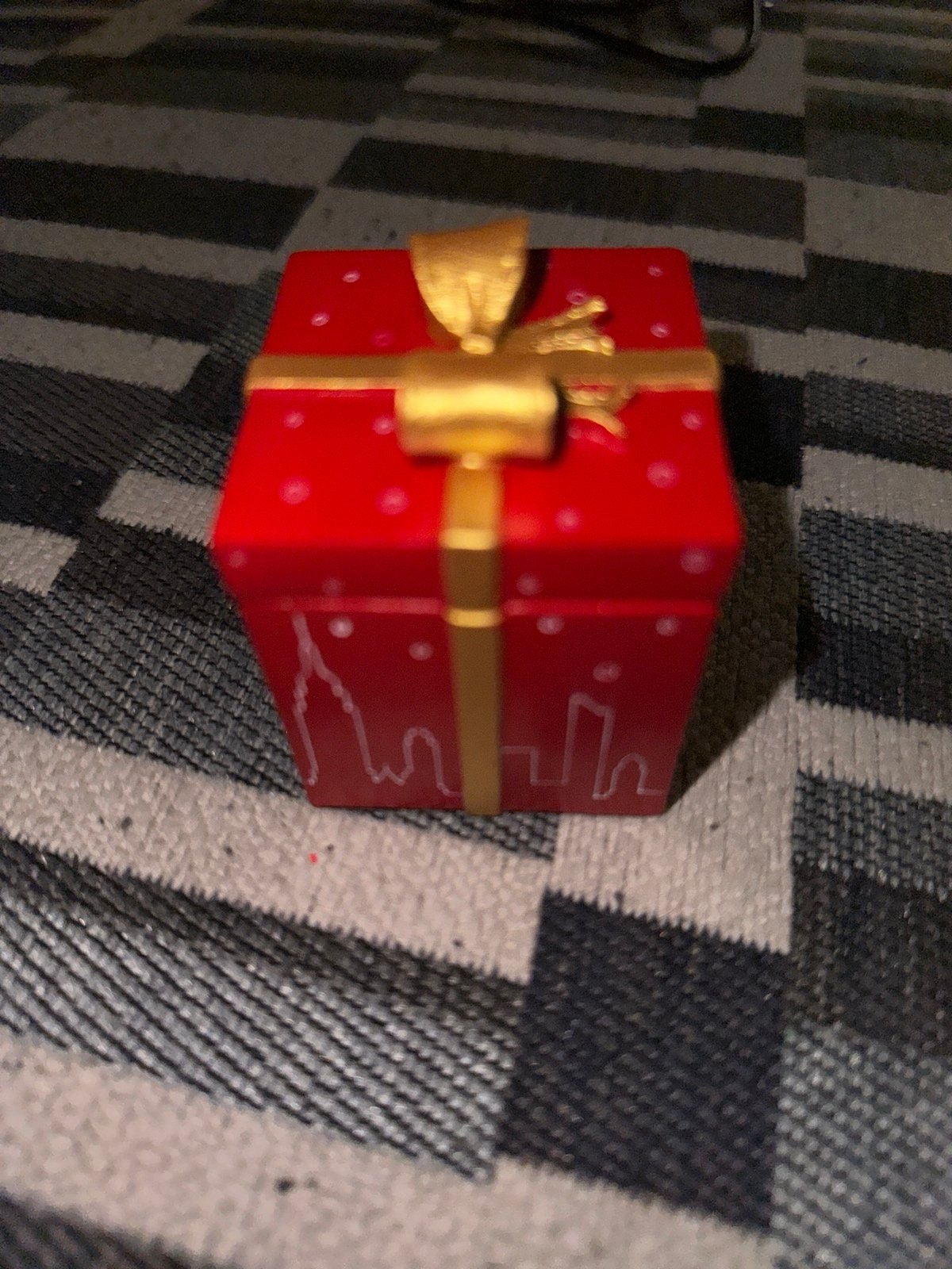 Holiday snow globe engagement ring gift box!