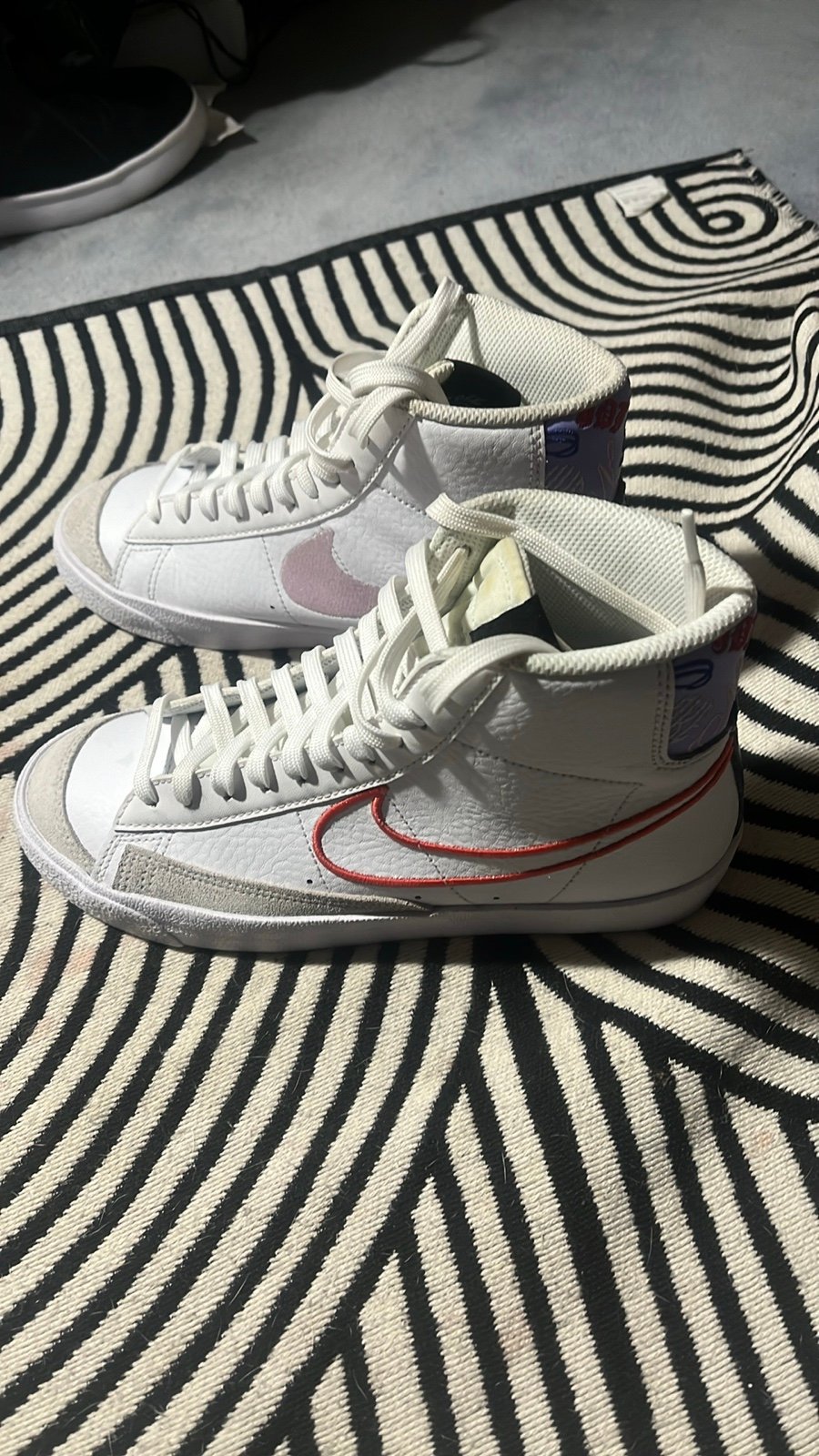 Nike Blazer Mid 77 Size 5.5 youth good condition