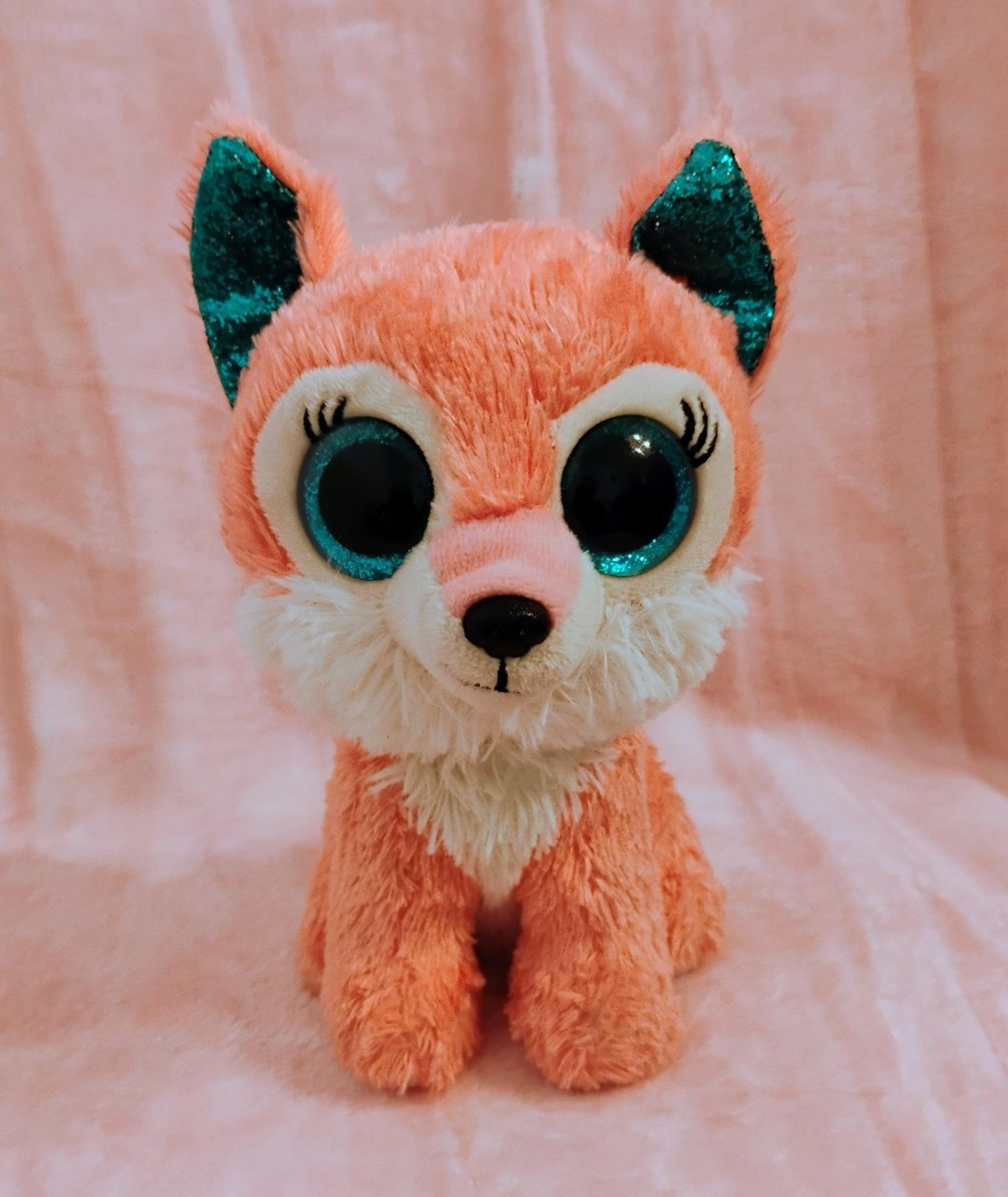 Maggie the Wolf Beanie Boo 6'
