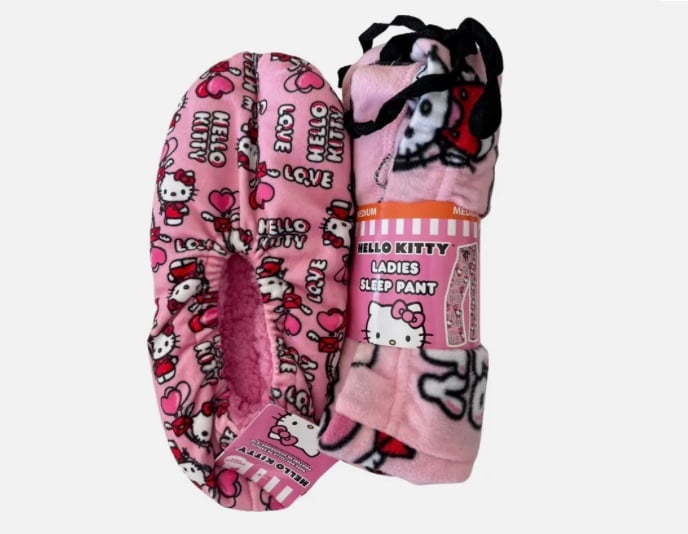 Valentines Day Hello Kitty Pajamas!!