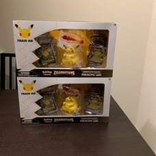 Pokemon VMAX Celebrations pikachu box x2