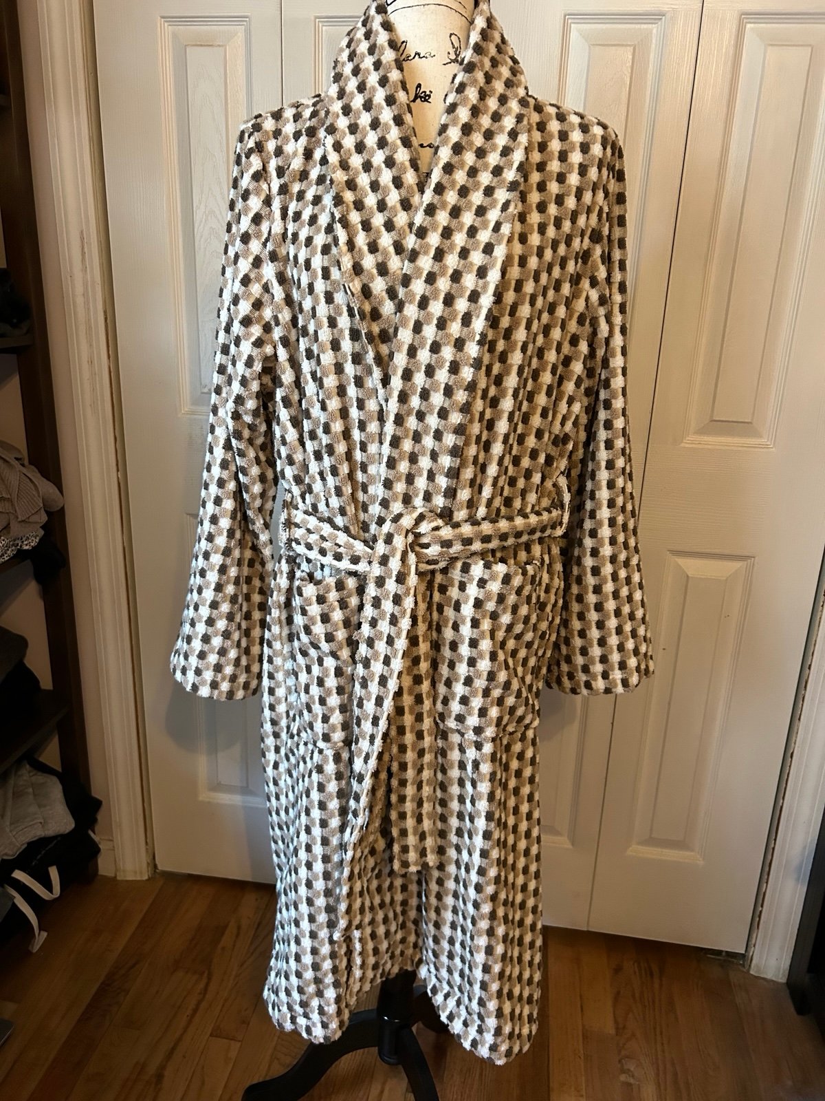 New Parachute Mosaic Robe!