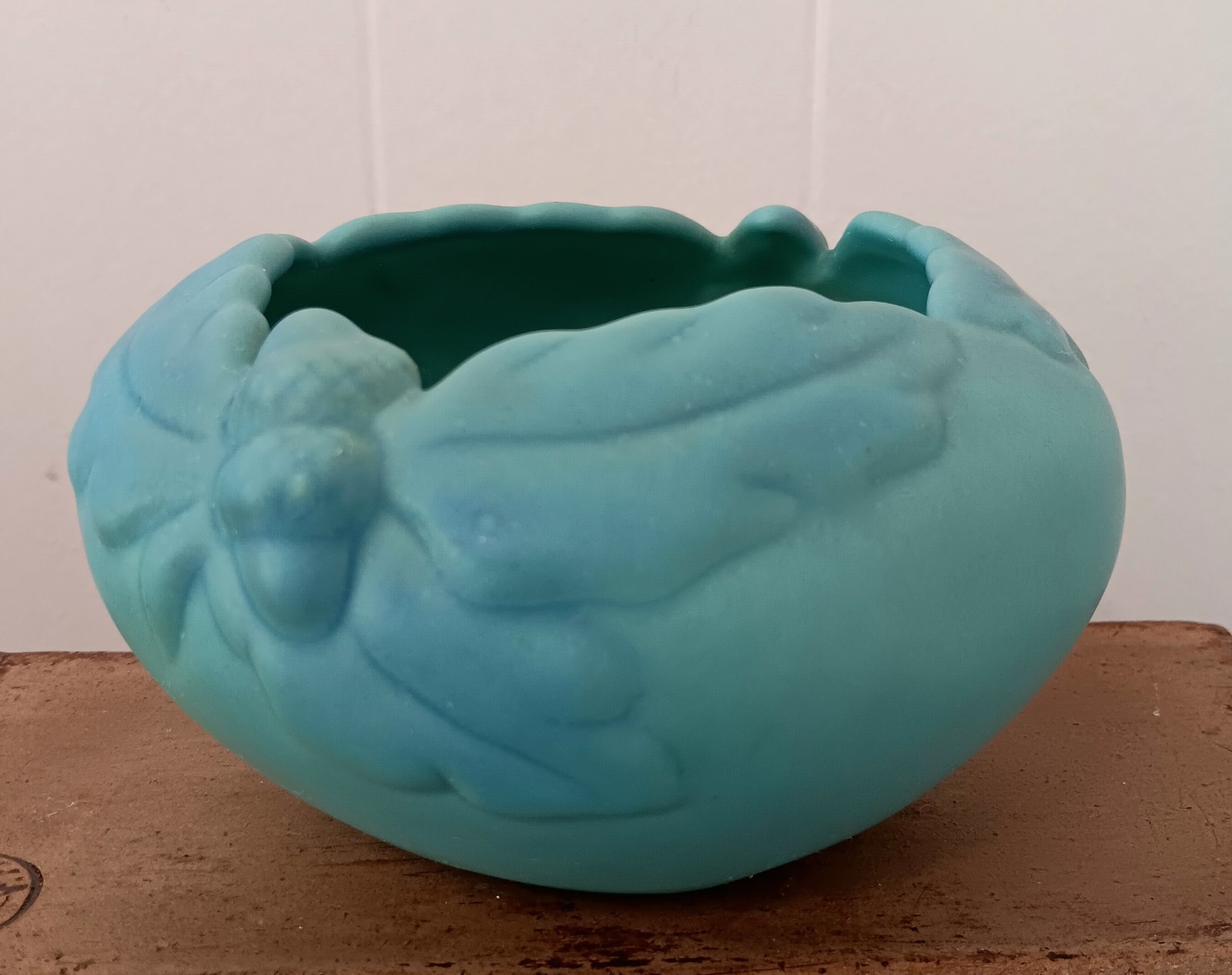 Van Briggle Acorn Leaves Ming Blue Bowl American Art Pottery