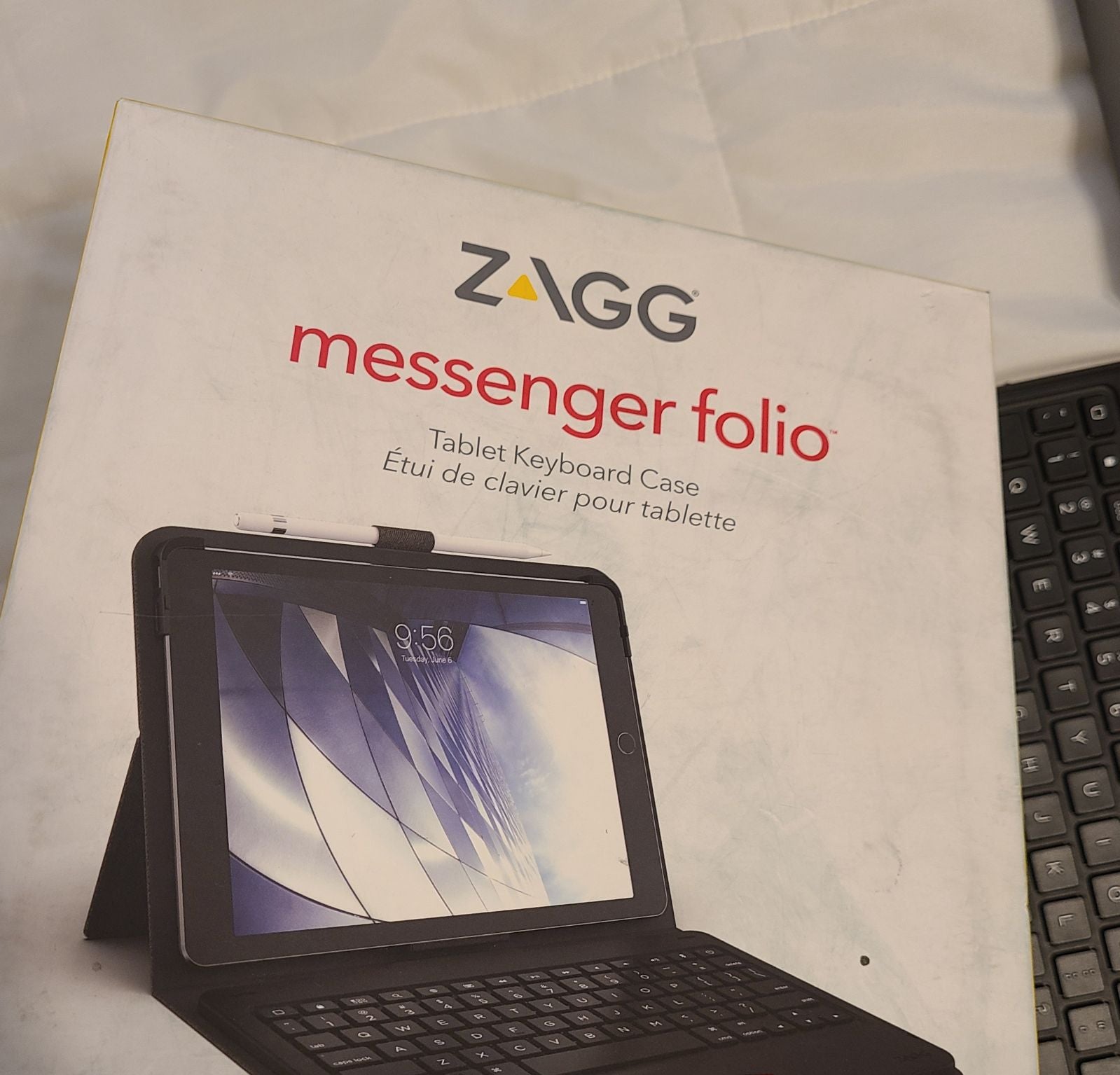 Zagg messenger folio ipad keyboard case
