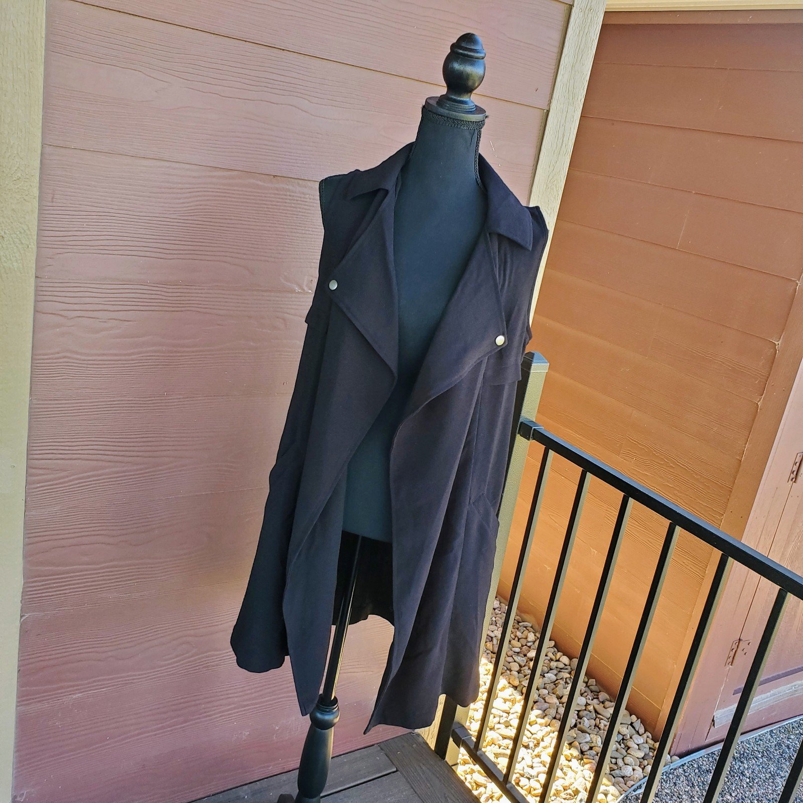 Vintage Staccato Women's Sleeveless Oversized Long Black Vest Size Small
