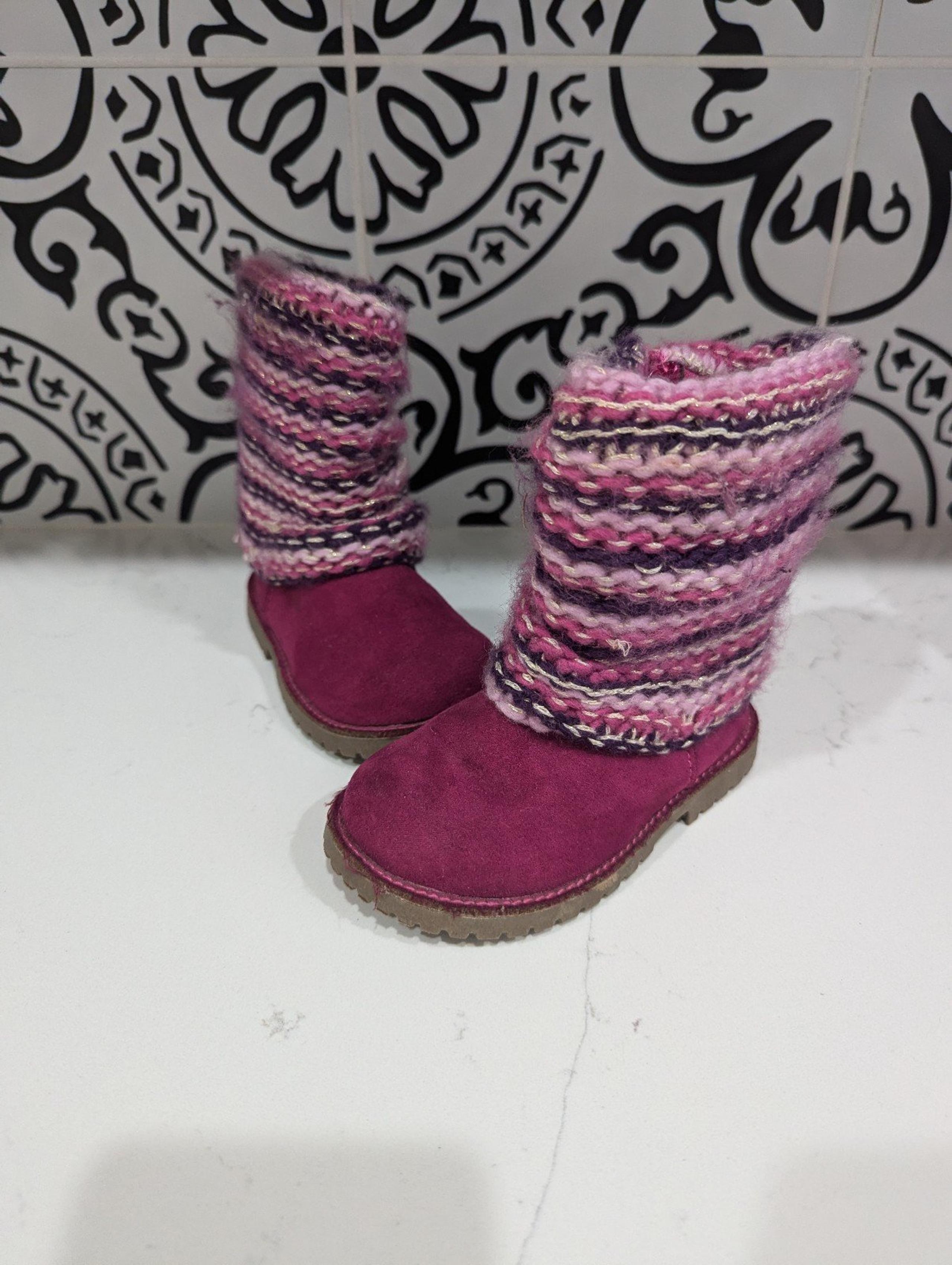 Girls Magellan Outdoors Toddler Sz 5 Purple Side Zip Up Knit Boots