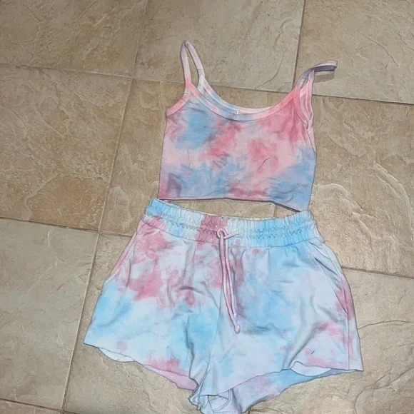 BOUTIQUE size small tye dye set