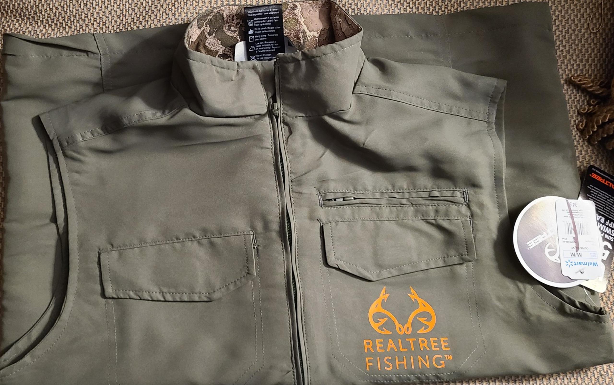 REALTREE fishing vest - med