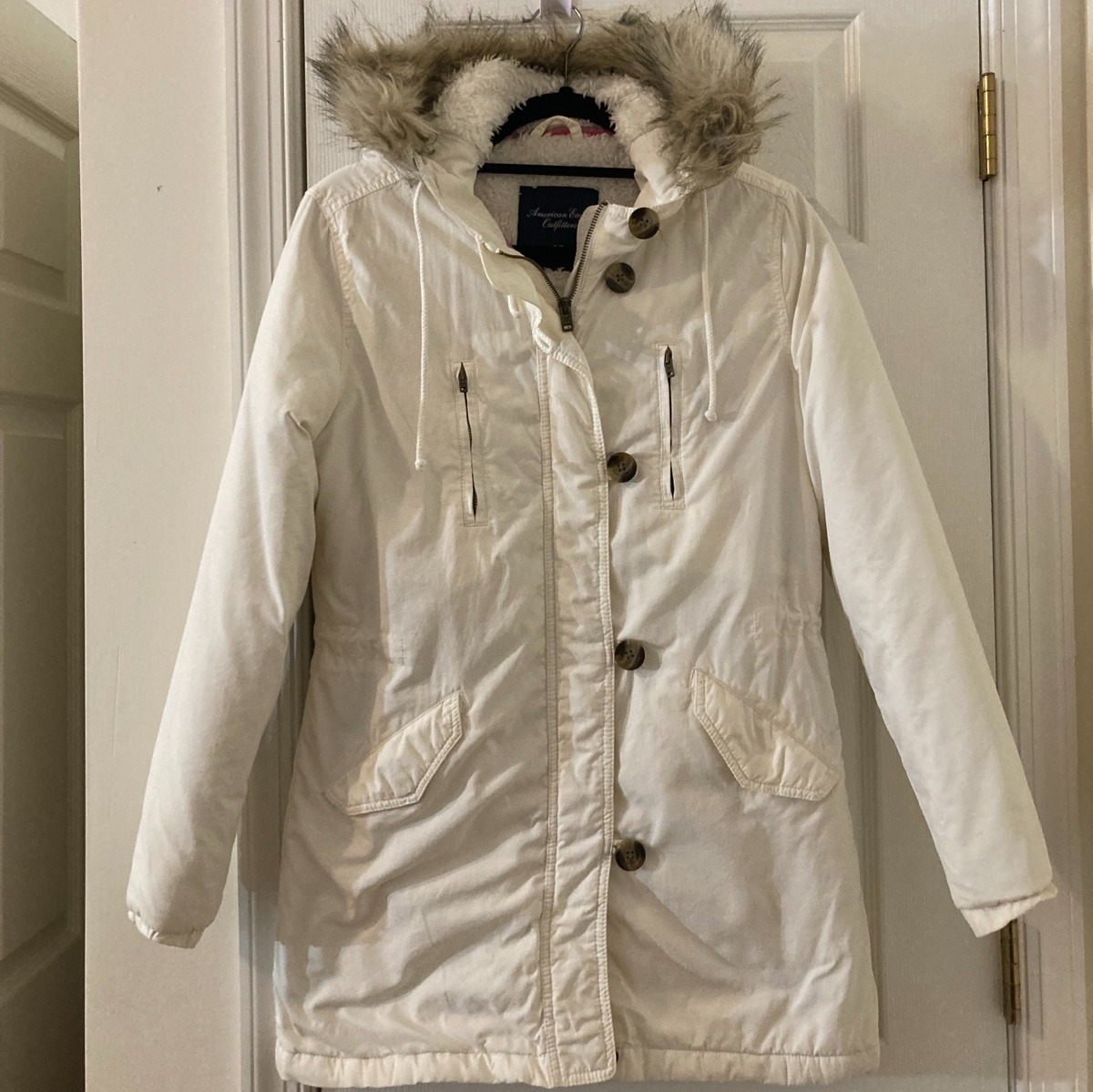 AE White Winter Jacket