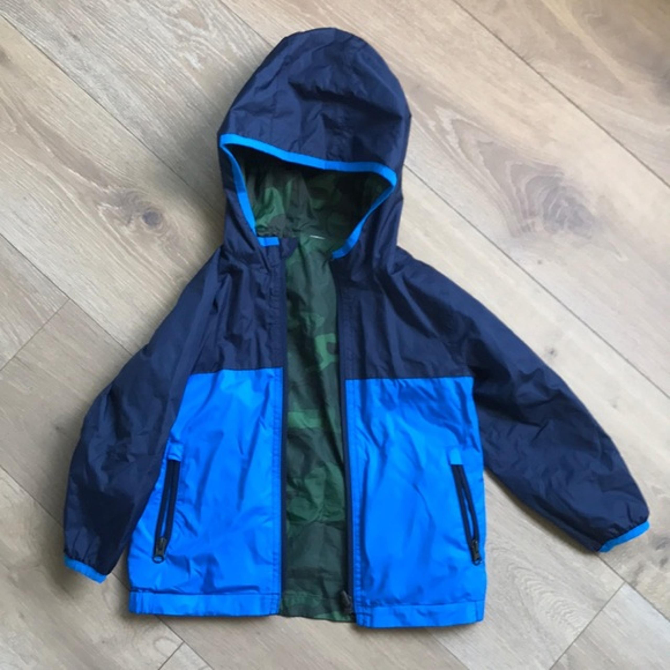 Boys GAP Reversible Rain Jacket size 4