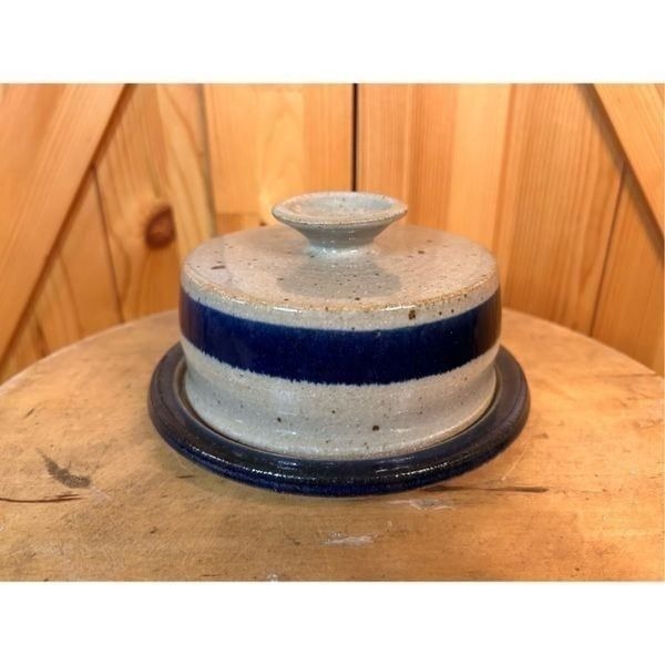 Stoneware butter dish signed 82