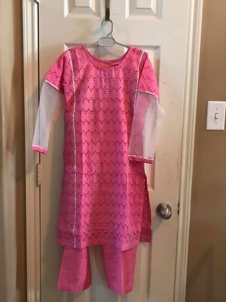 Pakistani Girl Chikankari Cotton Suit.