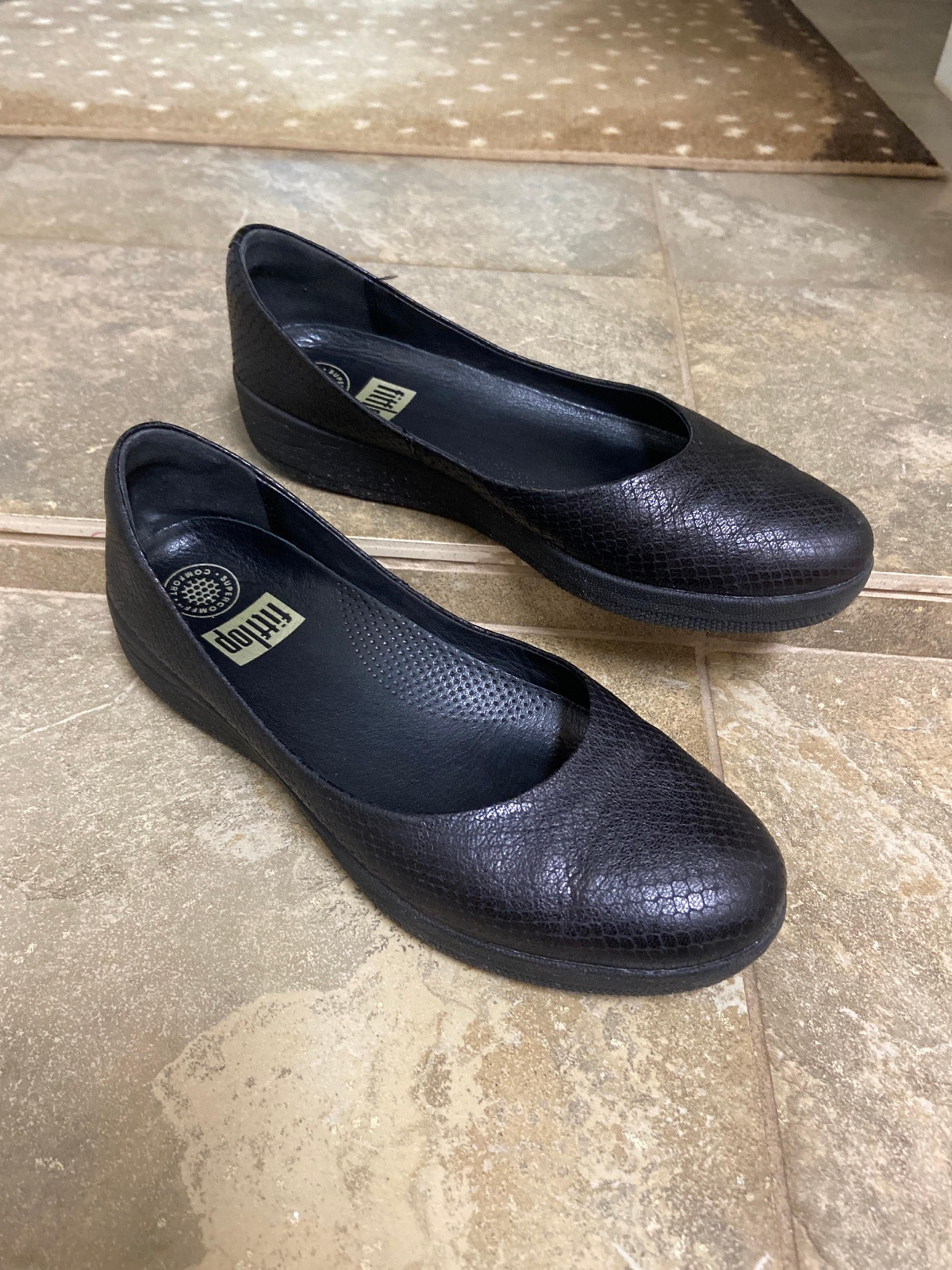 FitFlop Arch Support Flats for Women | Mercari