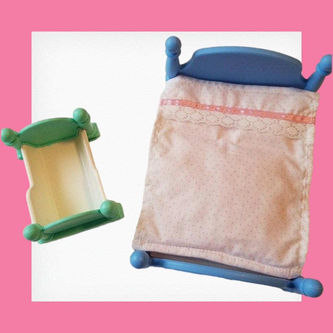 LITTLE TIKES DOLLHOUSE GRAND MANSION BEDROOM FURNITURE