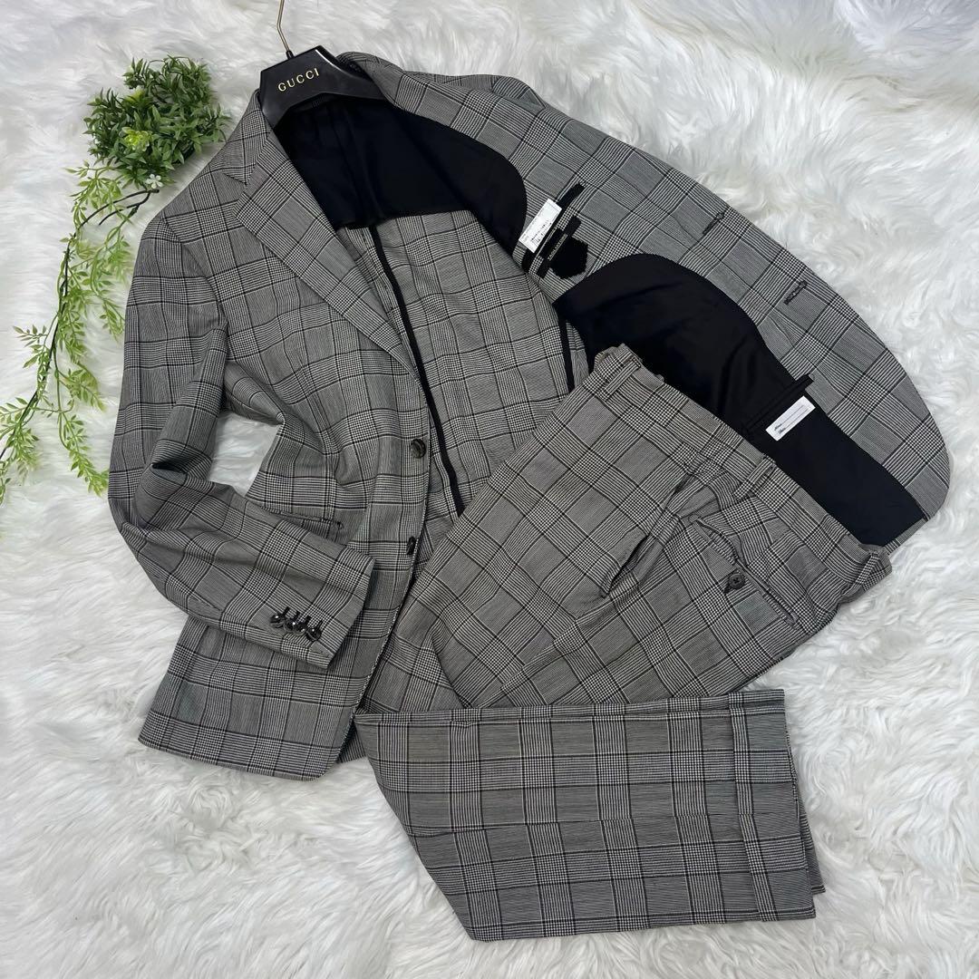 TAGLIATORE (タリアトーレ) Suit, Checked Jacket, and Matching Trousers Set