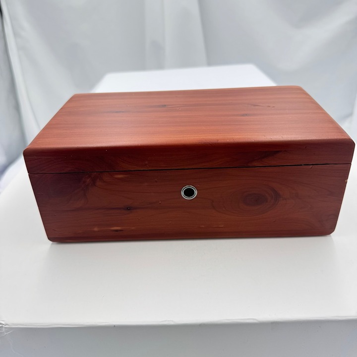 Miniature Lane chest with the key, great condition