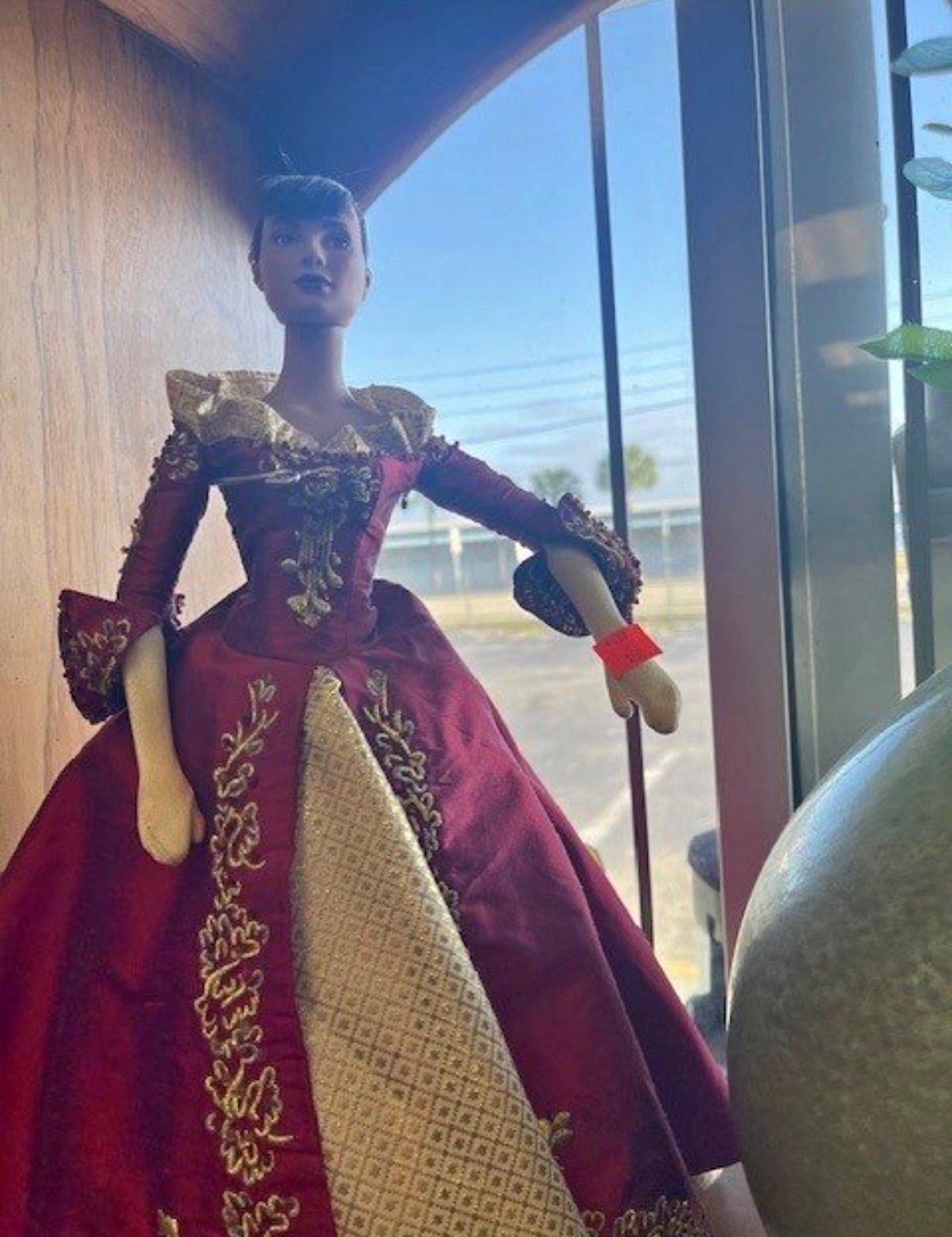 C’est Si Bon Masquerade Angelina, Tonner Doll Only