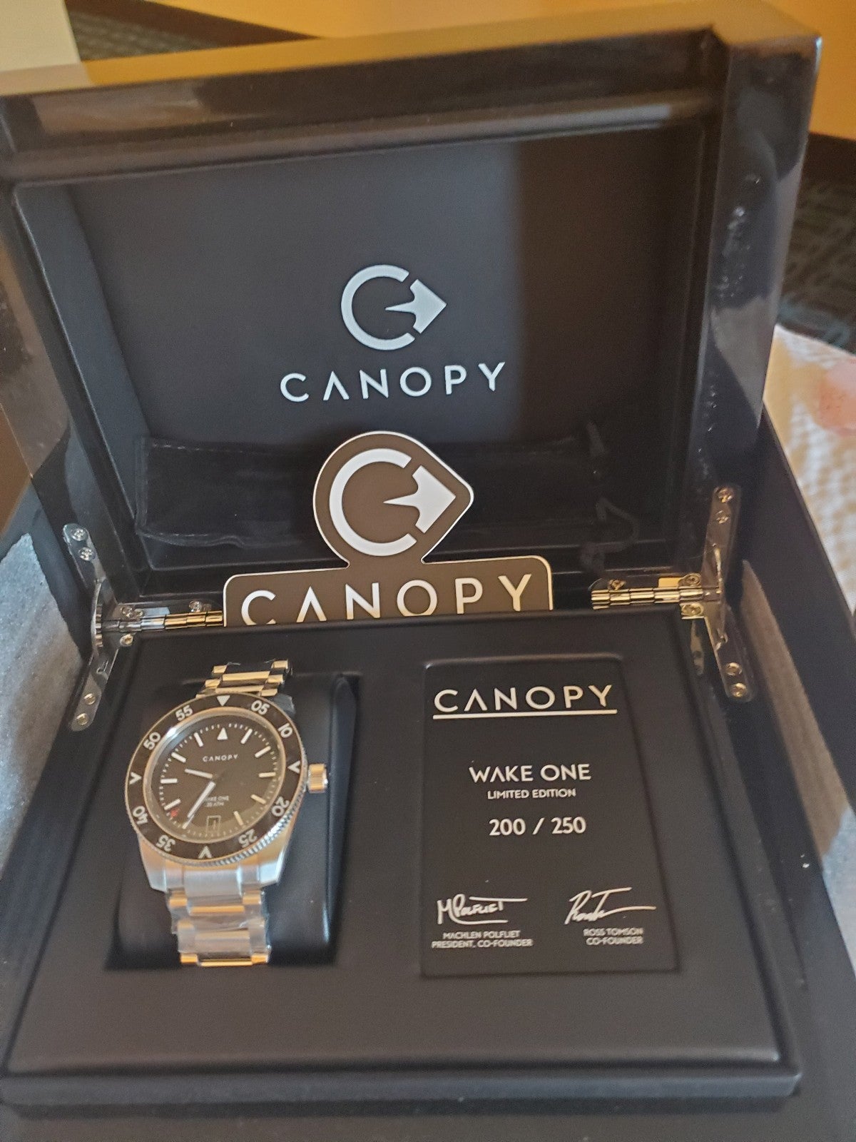 Mens Canopy watch