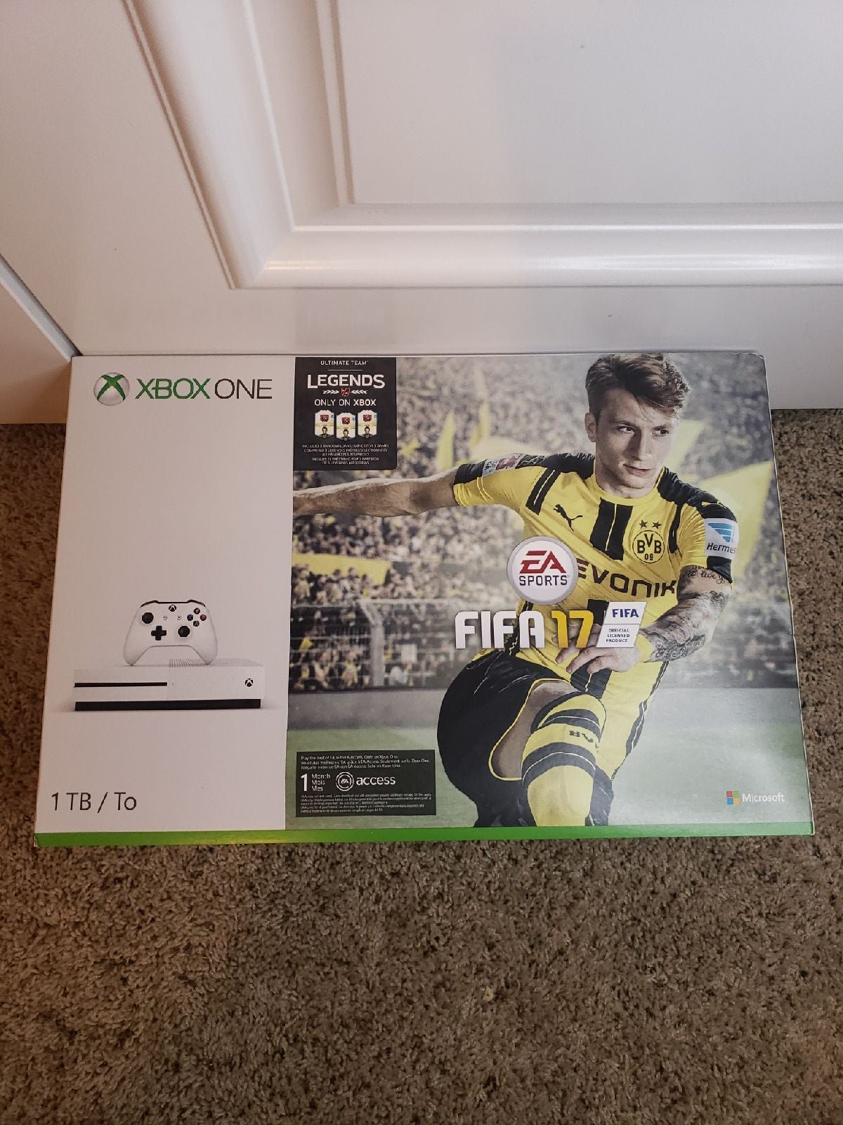 Xbox one s 1 TB Bundle