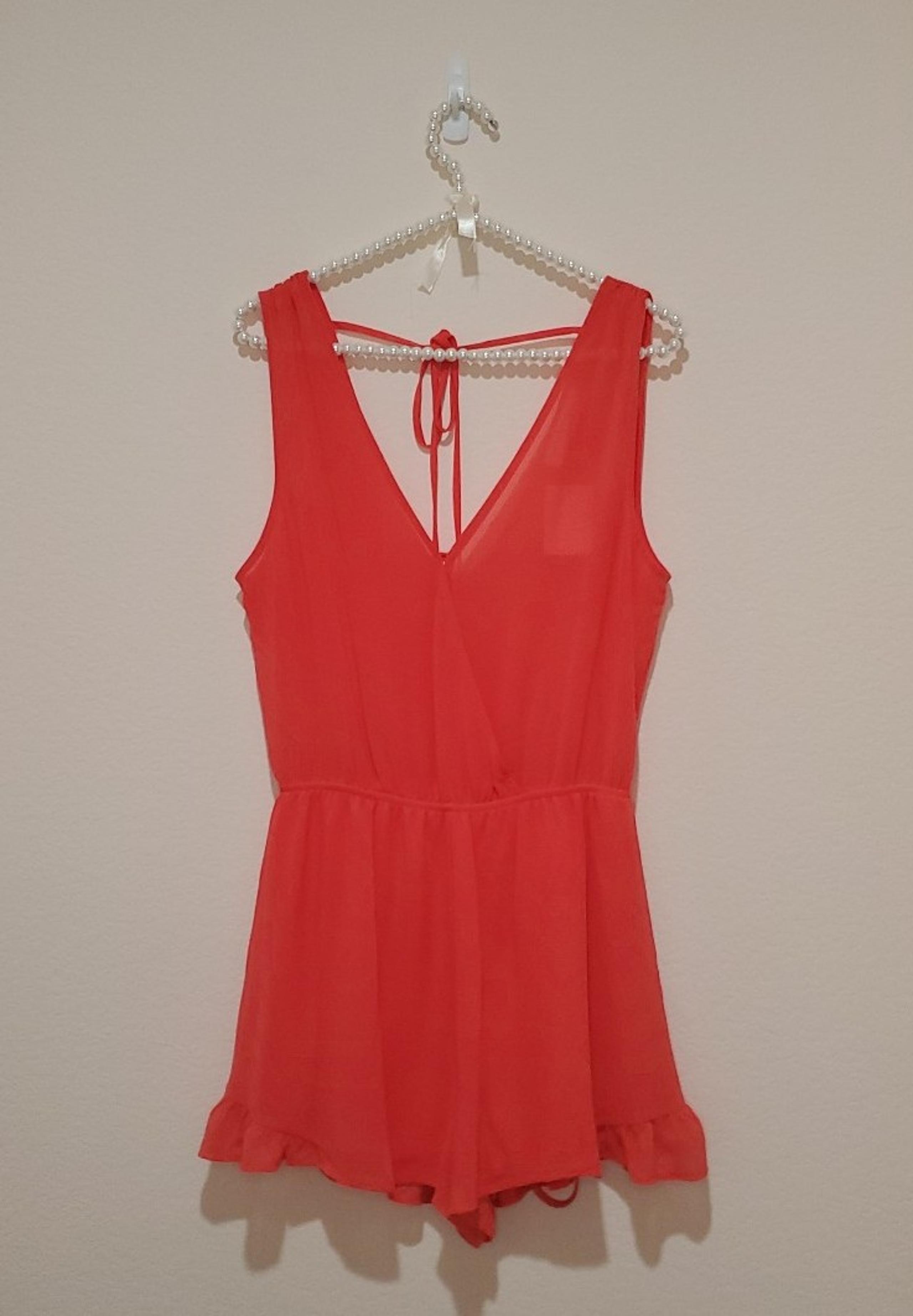ASTR The Label Orange Jumpsuit Romper Short V Neck Size Small