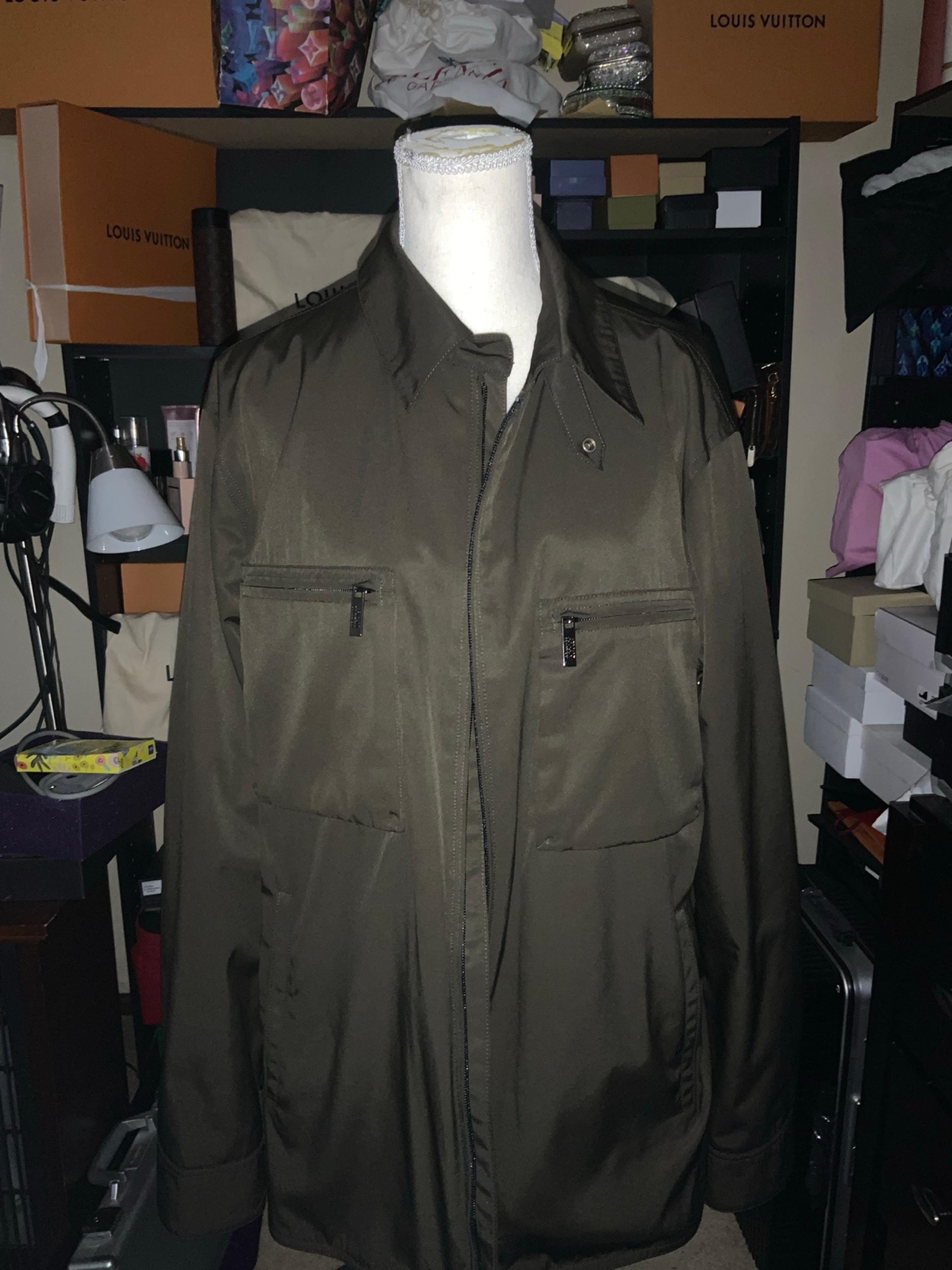 Armani Collezioni water repellent spring zip up jacket. Sz. L.