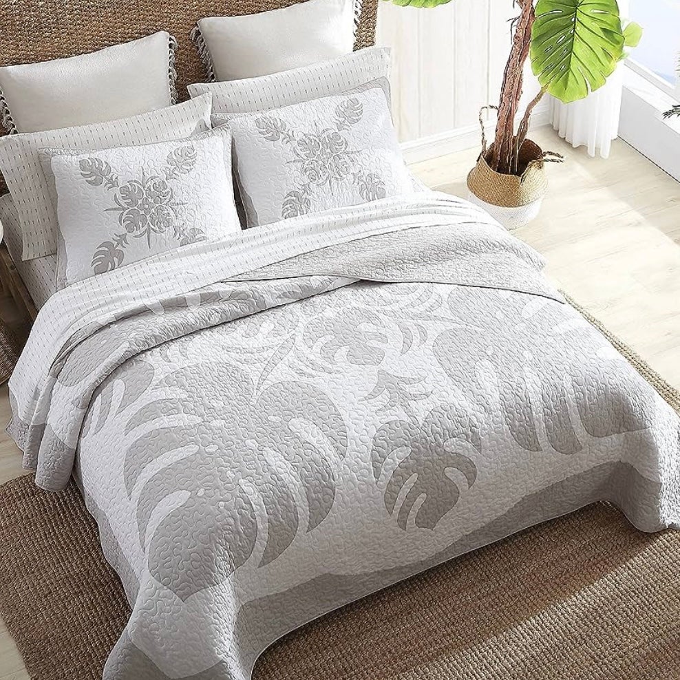 Tommy Bahama Molokai Bedding Hawaiian Quilt