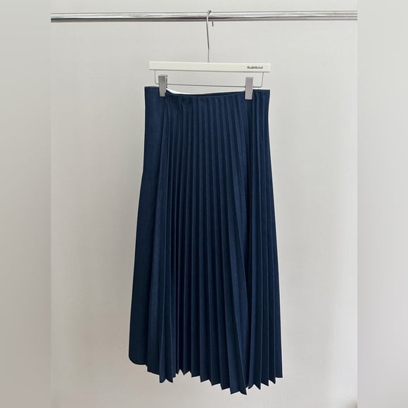 Tencel Denim Skirt with Dimensional Pleats - High-Waist