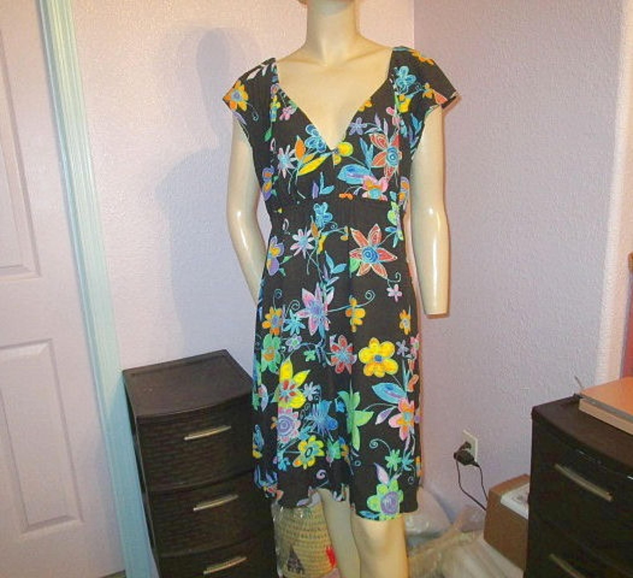 Jams World NIGHT BLOOMS Fit & Flare Size L DRESS V-Neck POCKETS Hawaiian ALOHA