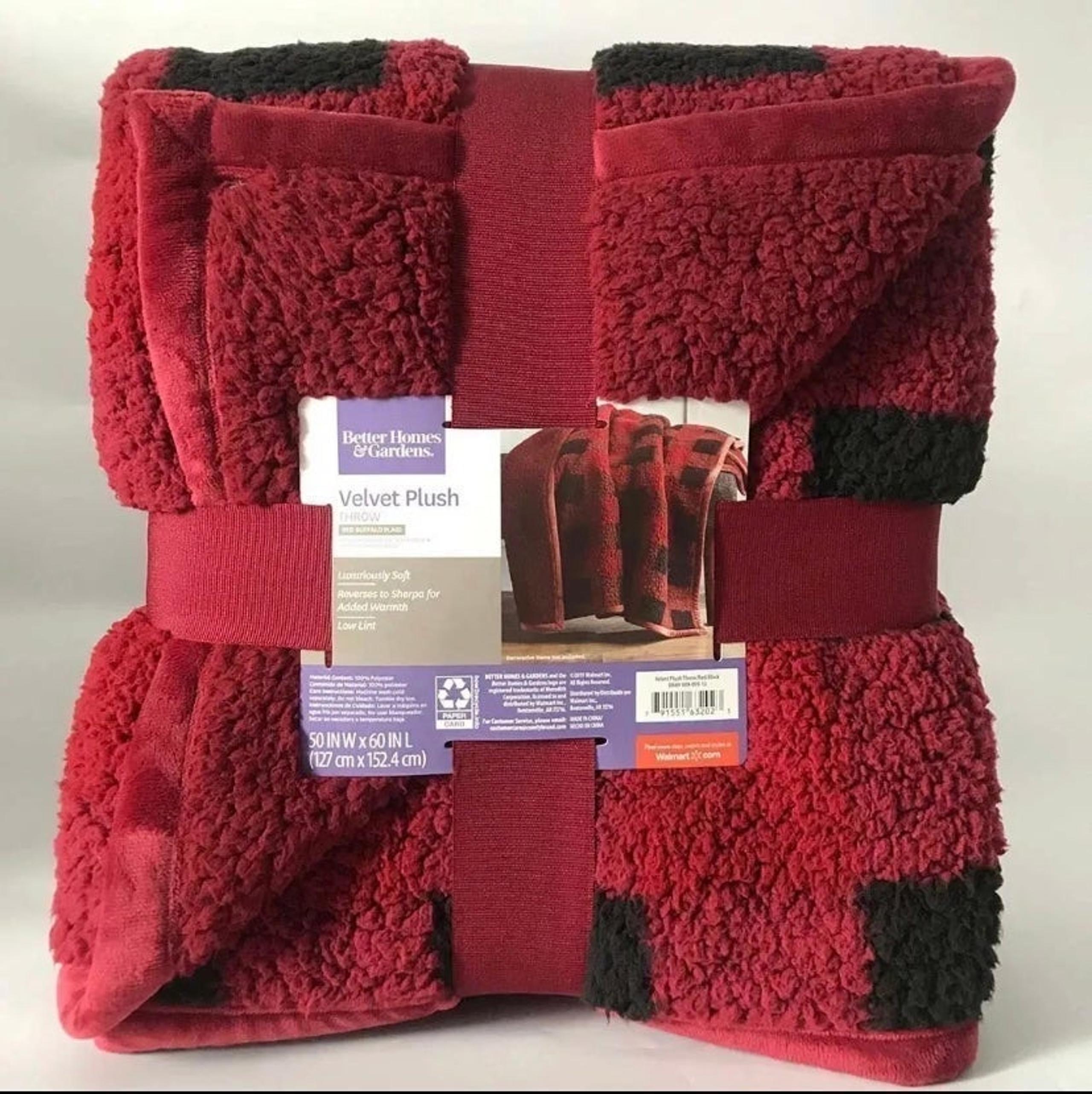 Last 2 available-NWT Better Homes Gardens buffalo plaid throw 50 by 60 in