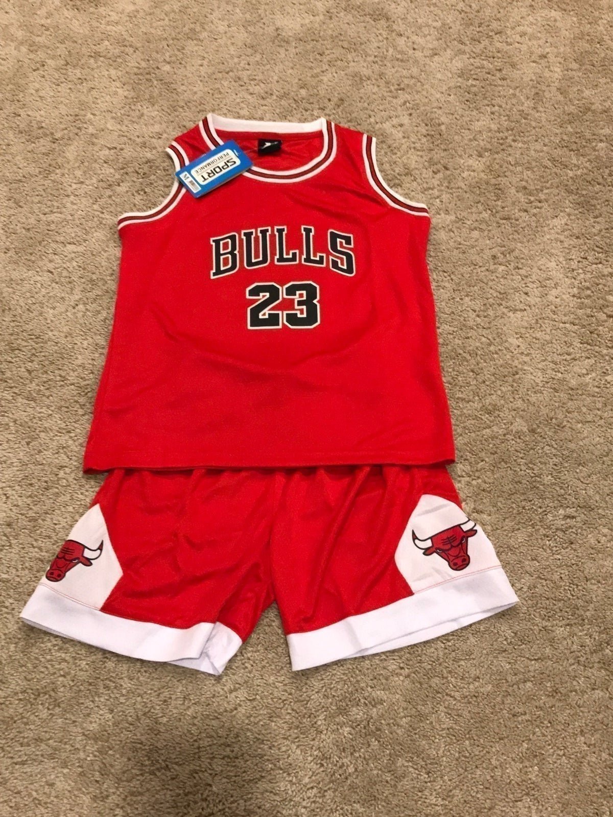 Michael Jordan Bulls Youth M Jersey & Shorts