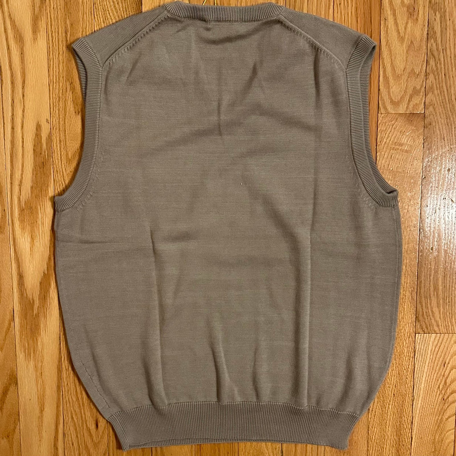 Clark & Gregory Pima Cotton Sweater Vest L Tan Pullover Vneck with logo