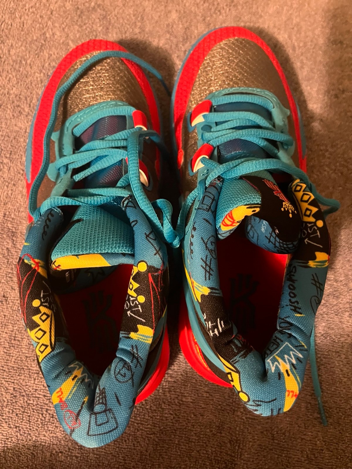 Nike Kyrie black yellow blue red size 6.5 youth New without box