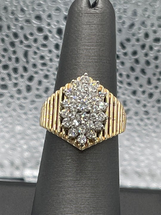 Ladies Vintage 14 Karat Yellow Gold Diamond Marquise Cluster Ring
