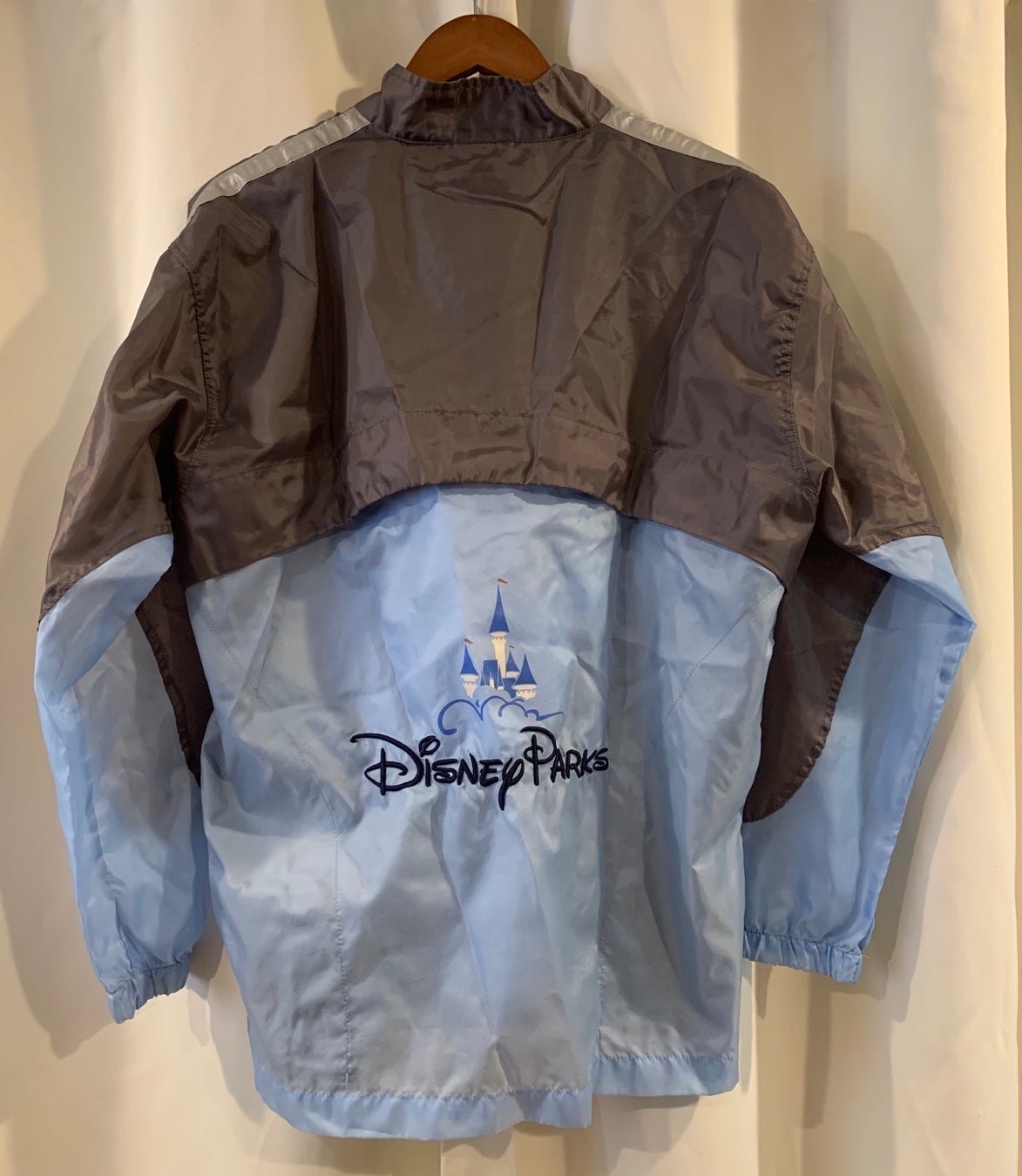 Walt Disney Parks Windbreaker Rain Jacket Pouch Disneyland XS