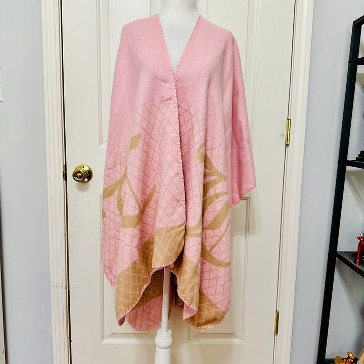 JUICY COUTURE SIGNATURE JC LOGO KNIT WRAP SHAWL BARBIE BARBIECORE ONE SIZE