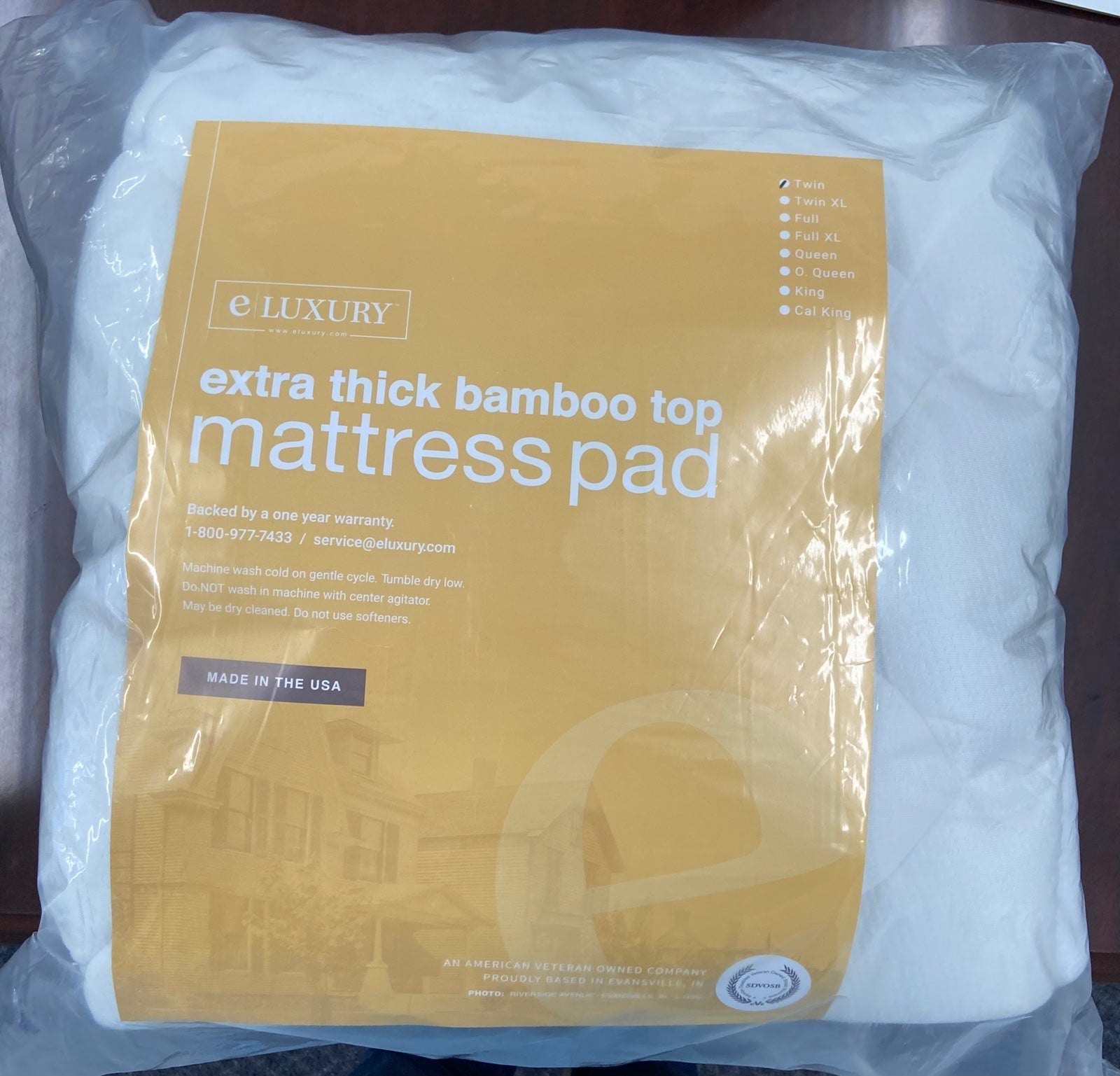 New eLUXURY Twin Mattress pad