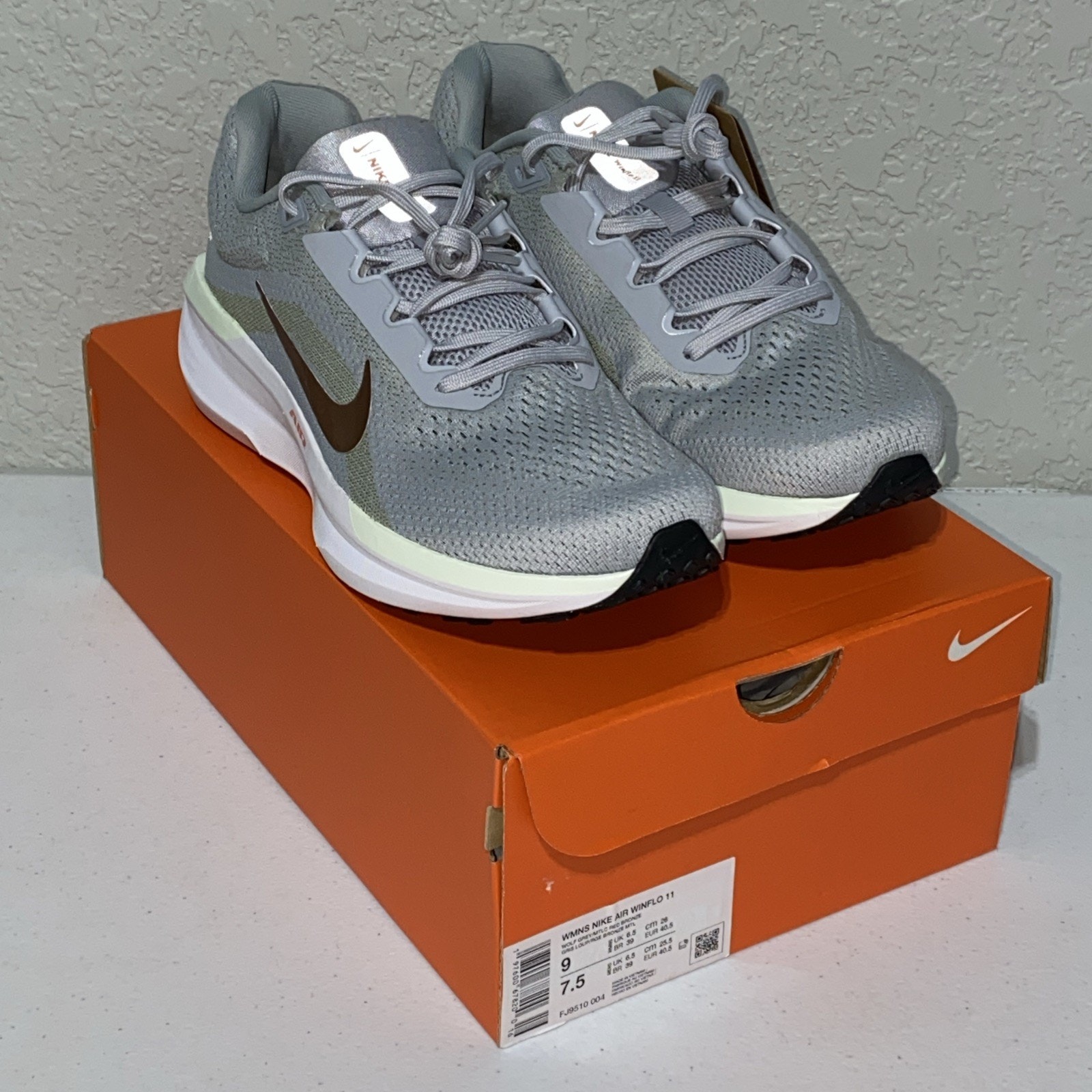 Nike Air Winflo 11 FJ9510-004 Grey Bronze Sneakers Shoes Women Sz 9 Men 7.5 NEW