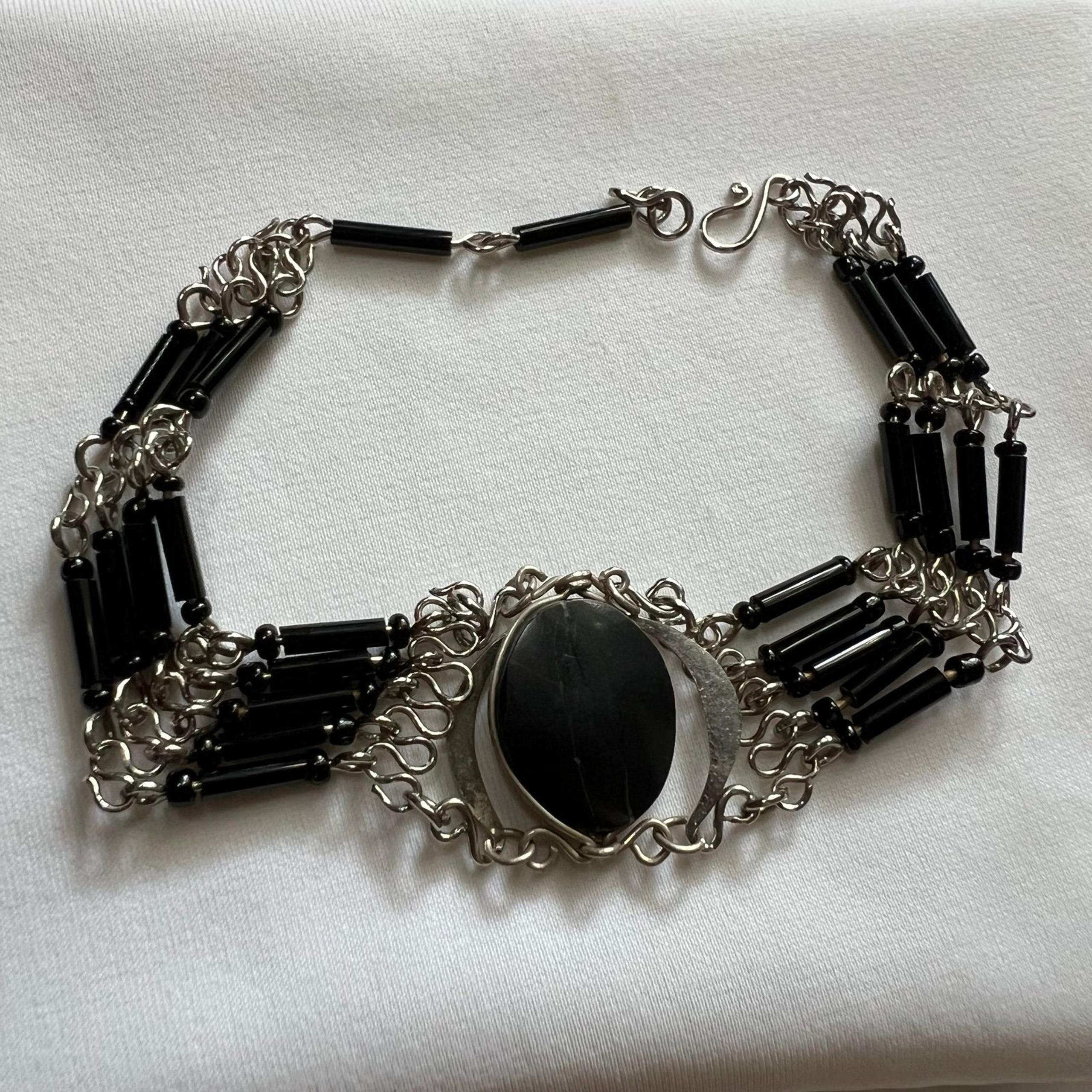 Black Stone Boho Indie Style Silver Tone Beaded Costume Artisan Style Bracelet