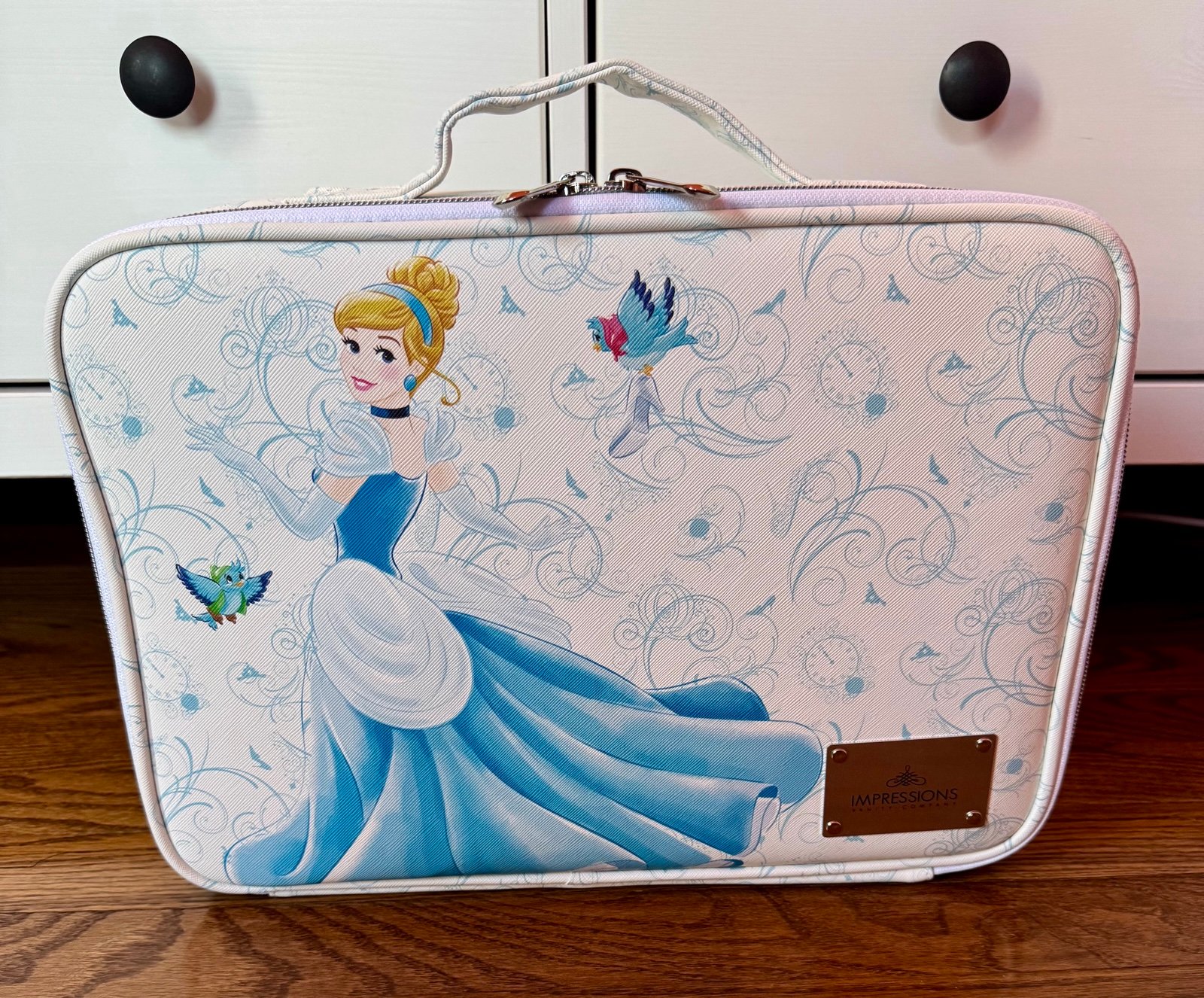 Disney Princess Cinderella Makeup Carry Case with Adjustable Dividers